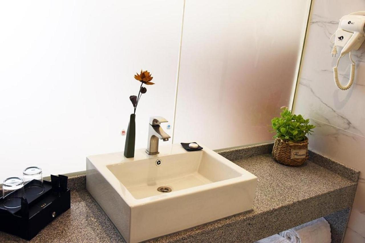 Deluxe Double Room,1557544909:JPEG