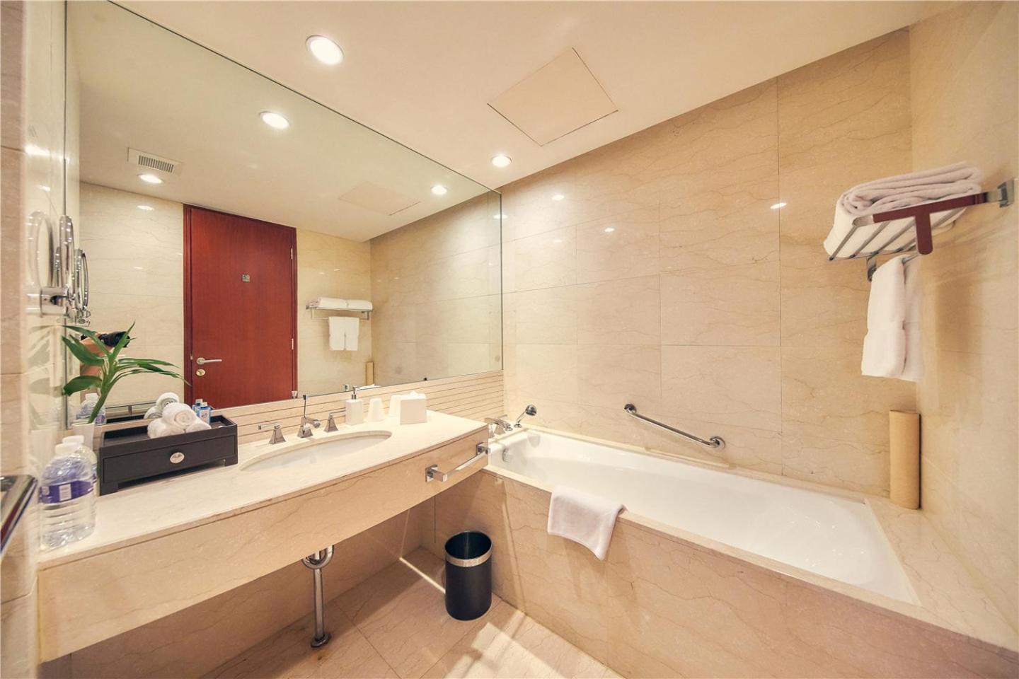 Superior King Room,1213039384:JPEG