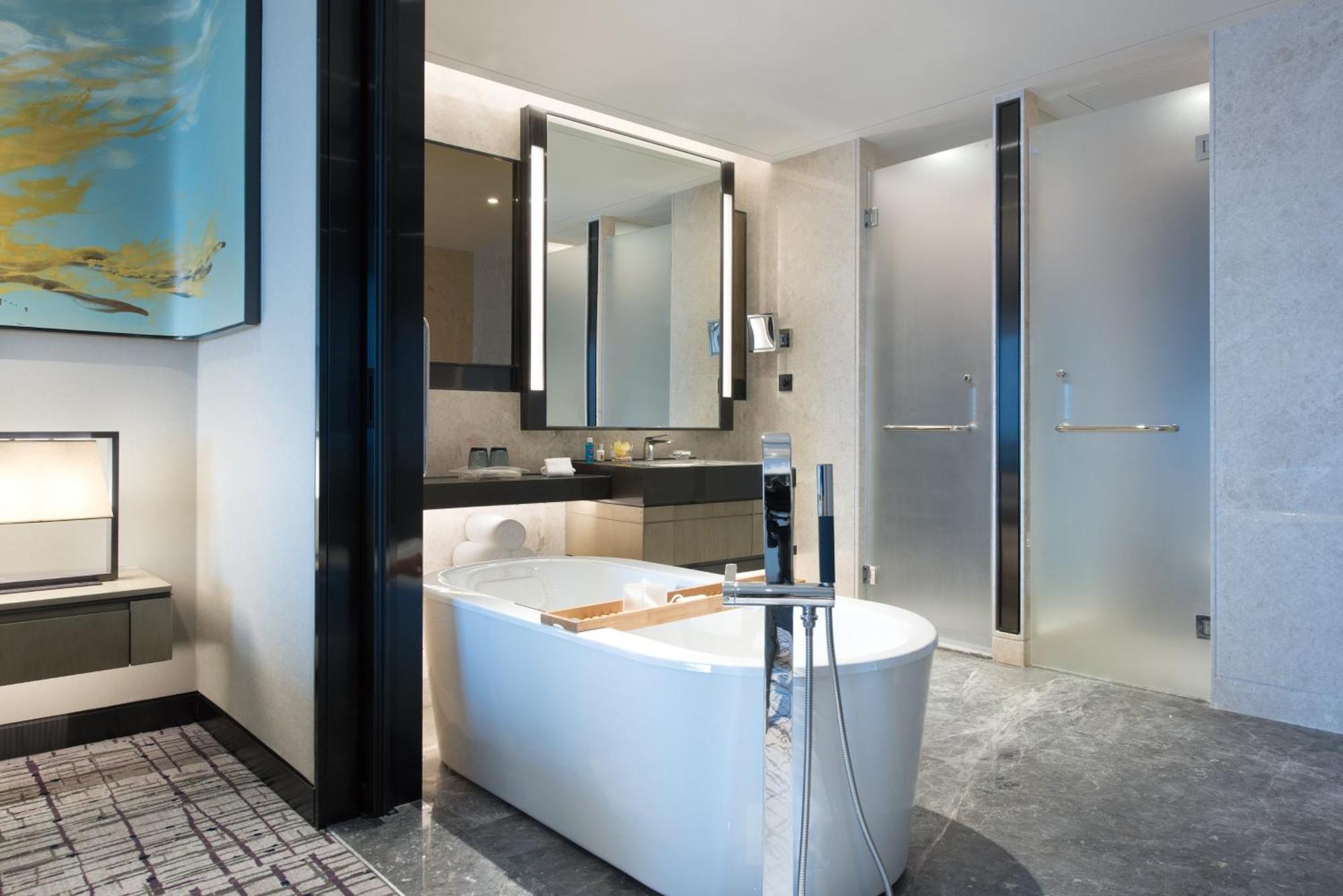 Habitación Estándar con acceso al salón - 1 cama extragrande
