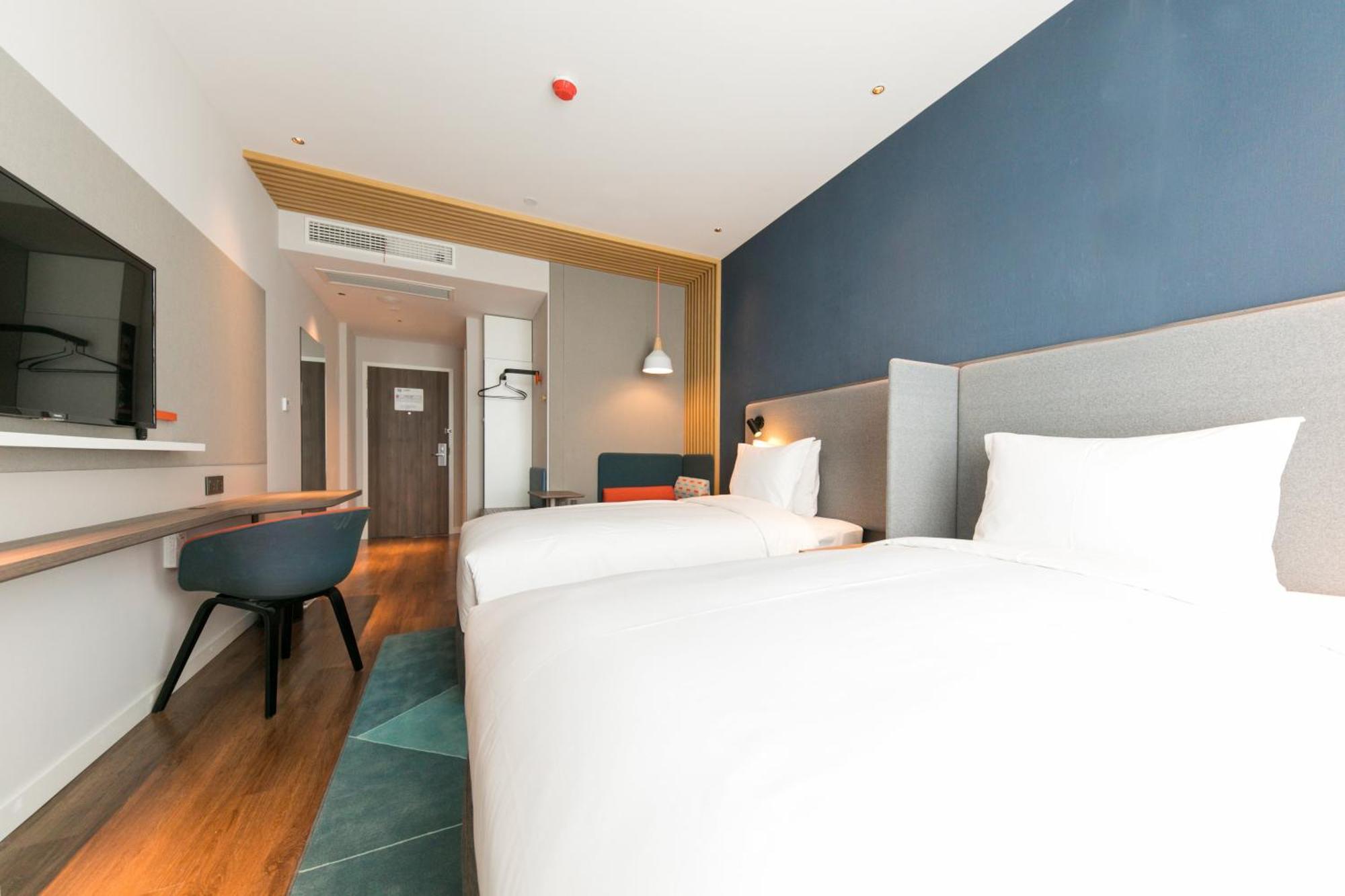 Standard Twin Room Two Twin Beds