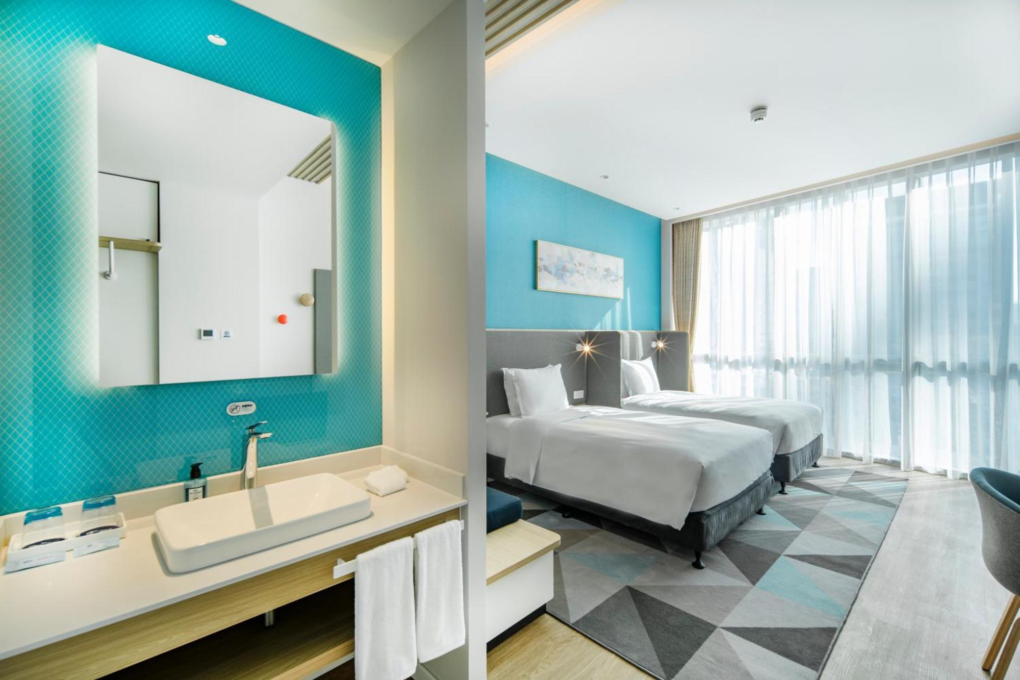 Standard Twin Room with Extra Floor Space