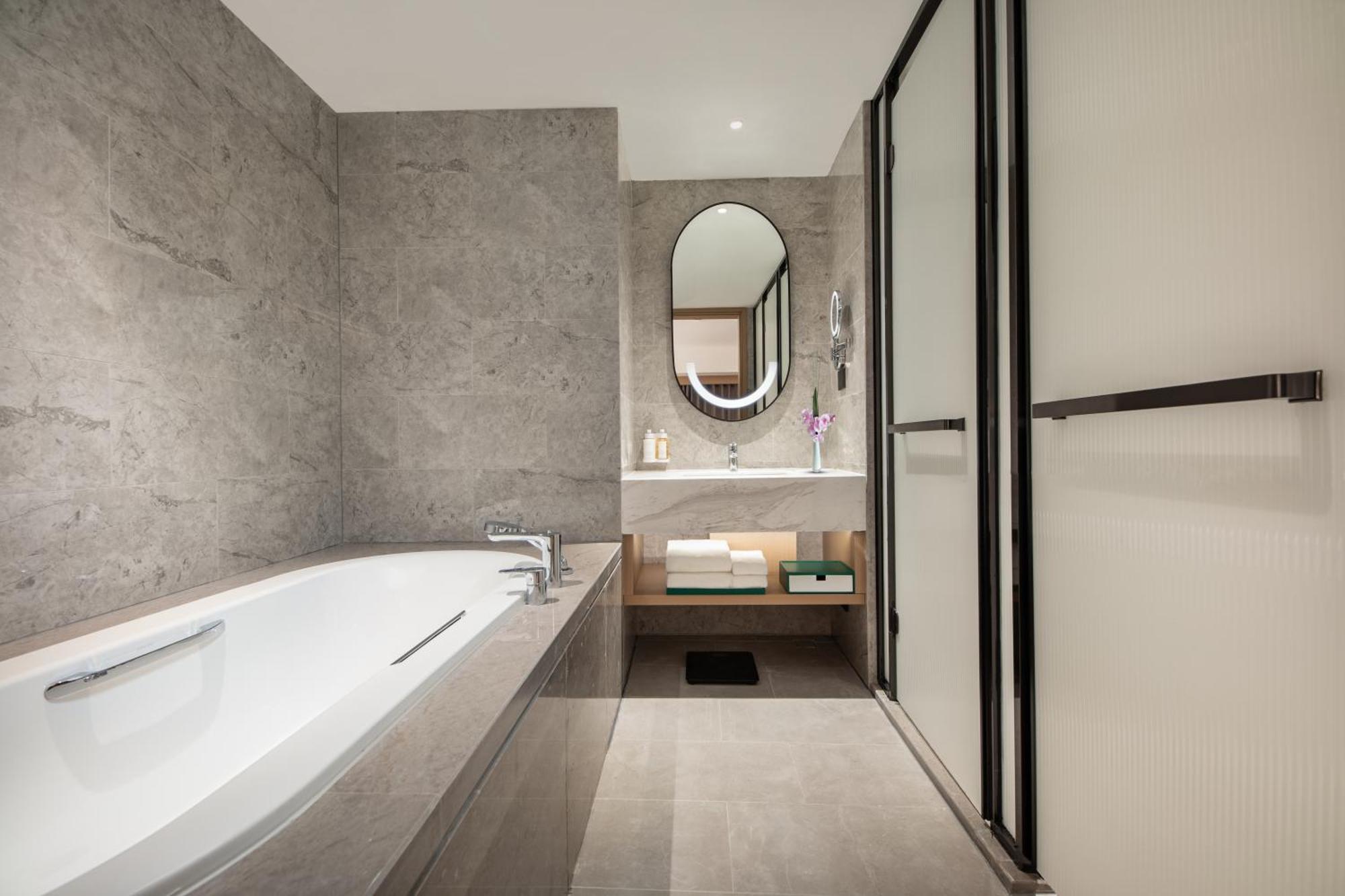 One-Bedroom Suite