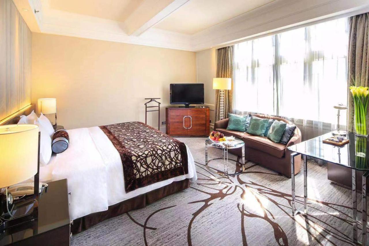 Premier Deluxe Room (Double Bed),1609307444:JPEG