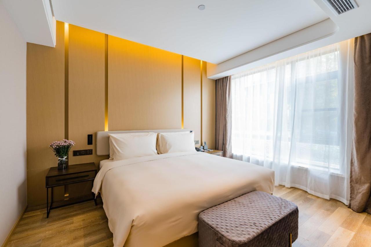 Deluxe Suite,1774281177:JPEG