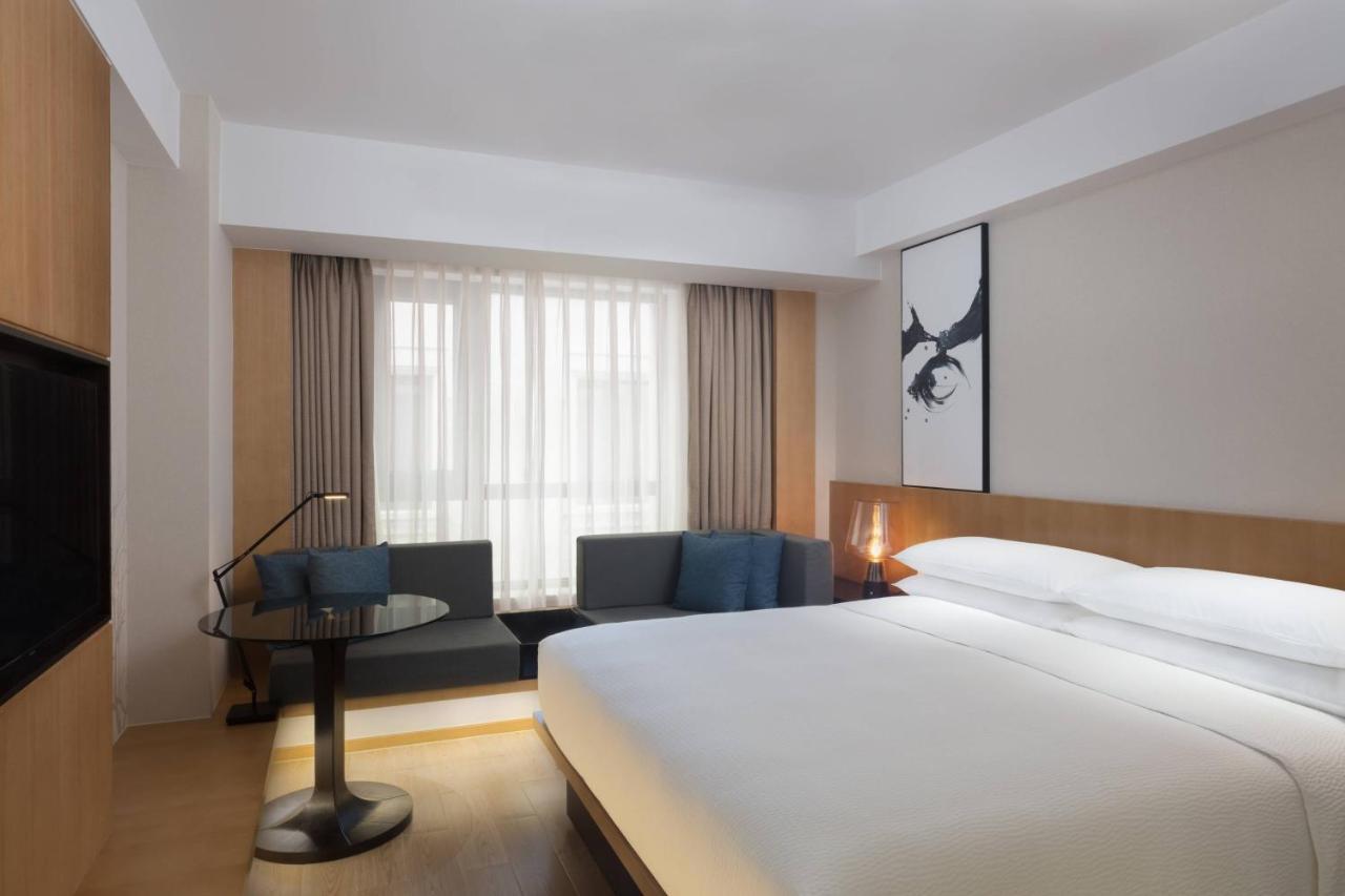 Standard Room,1608810751:JPEG