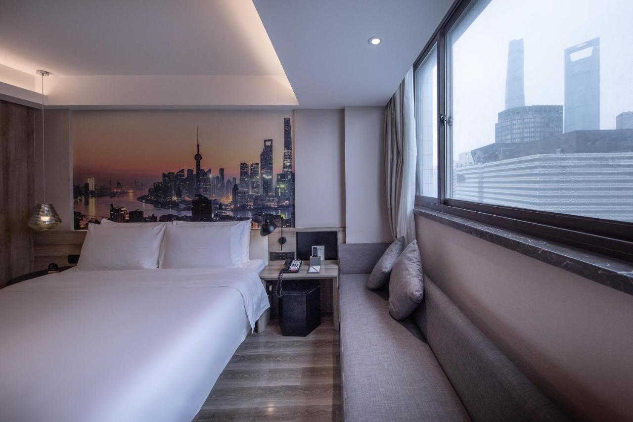 Deluxe Double Room City View