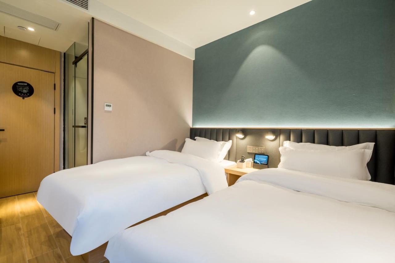Smart Double Room Window