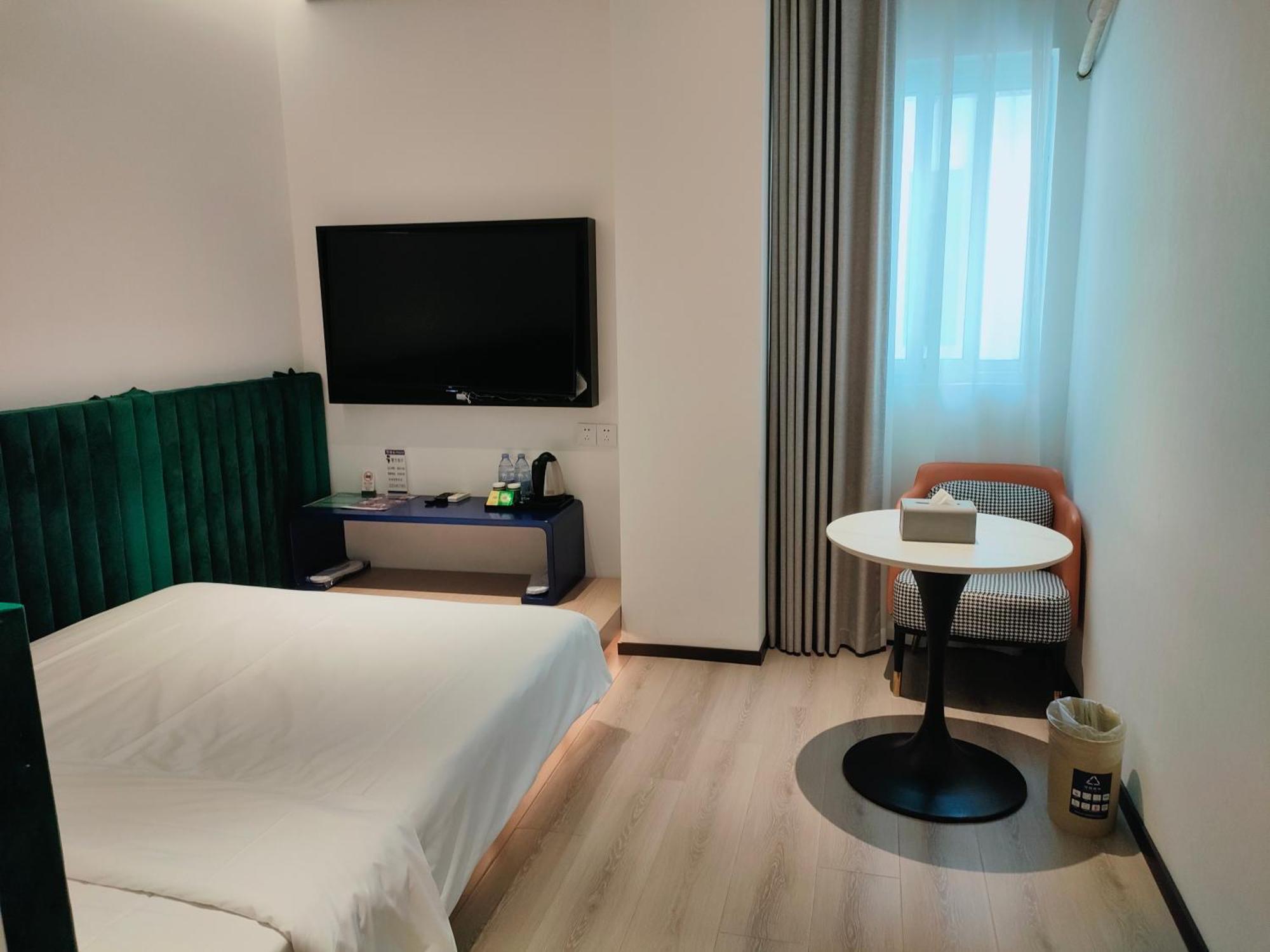 Superior Queen Room
