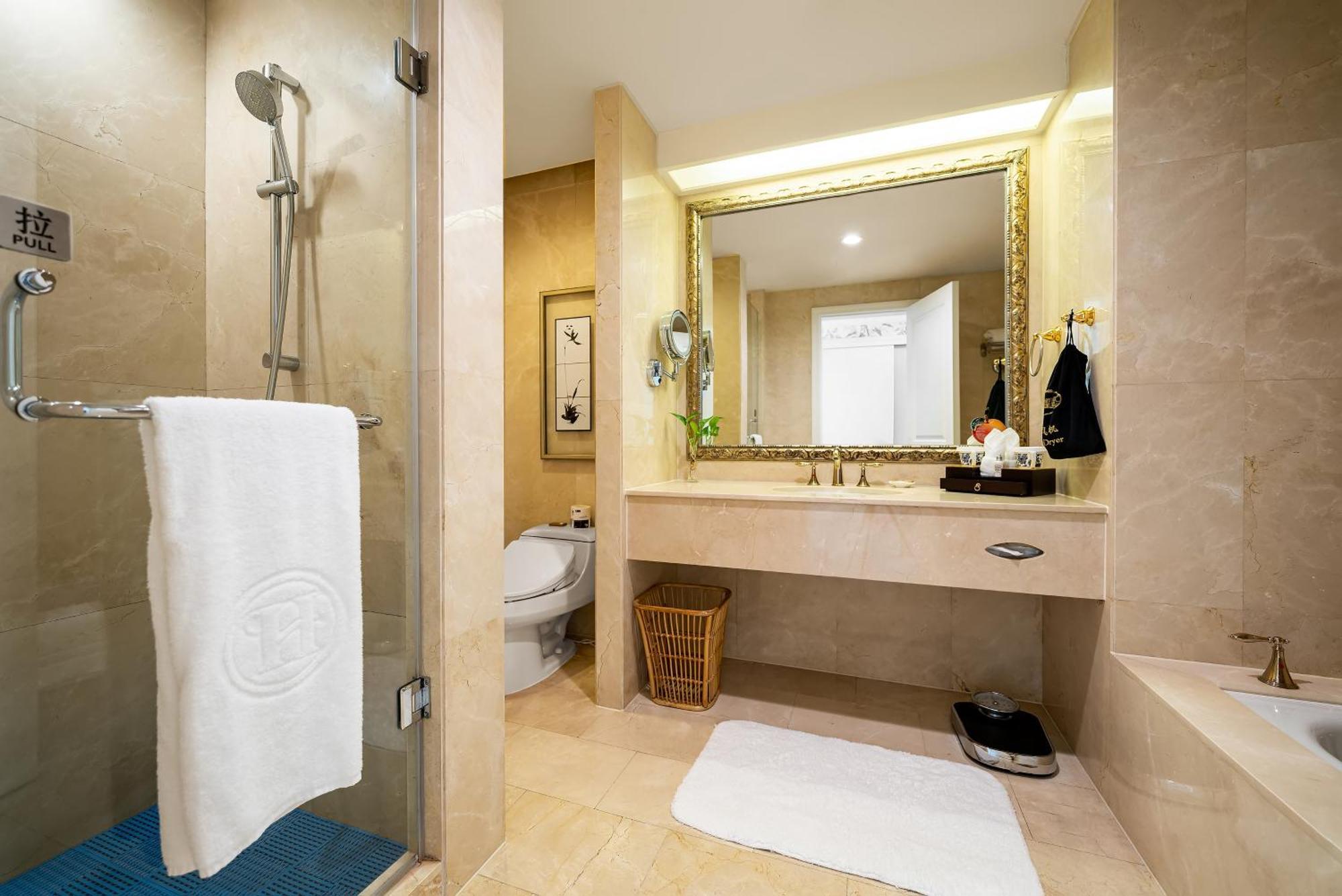 Premium King Room Balcony