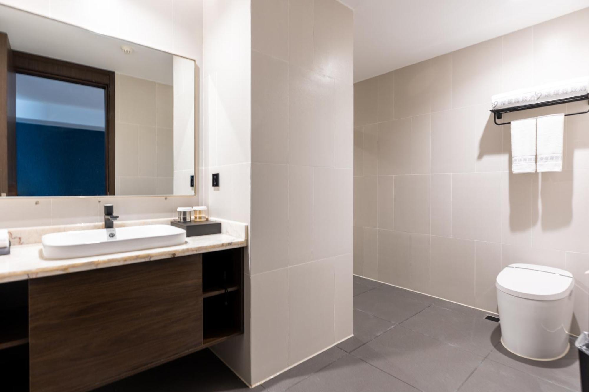 Elegant Executive Suite