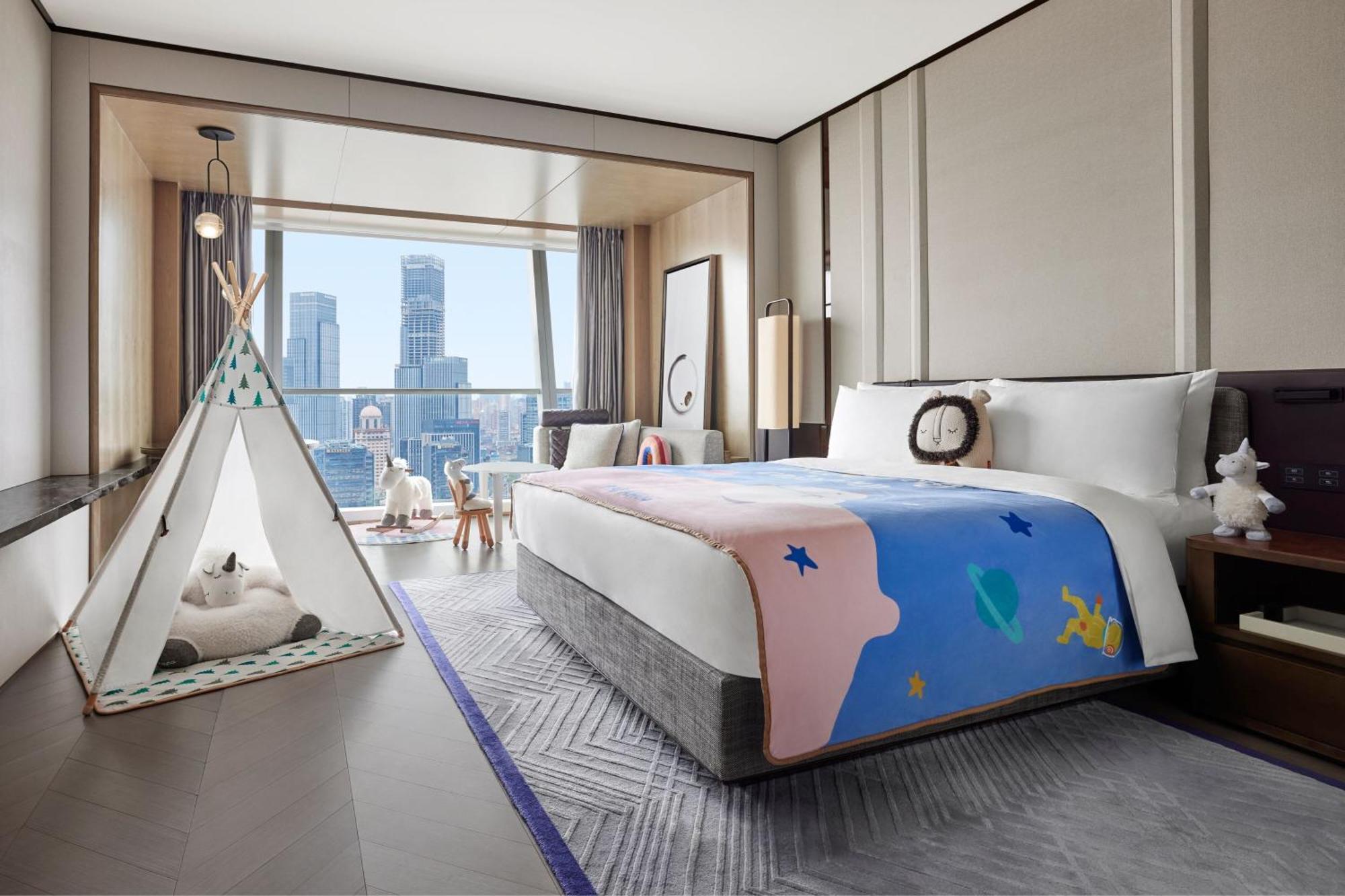 Deluxe King Room River View