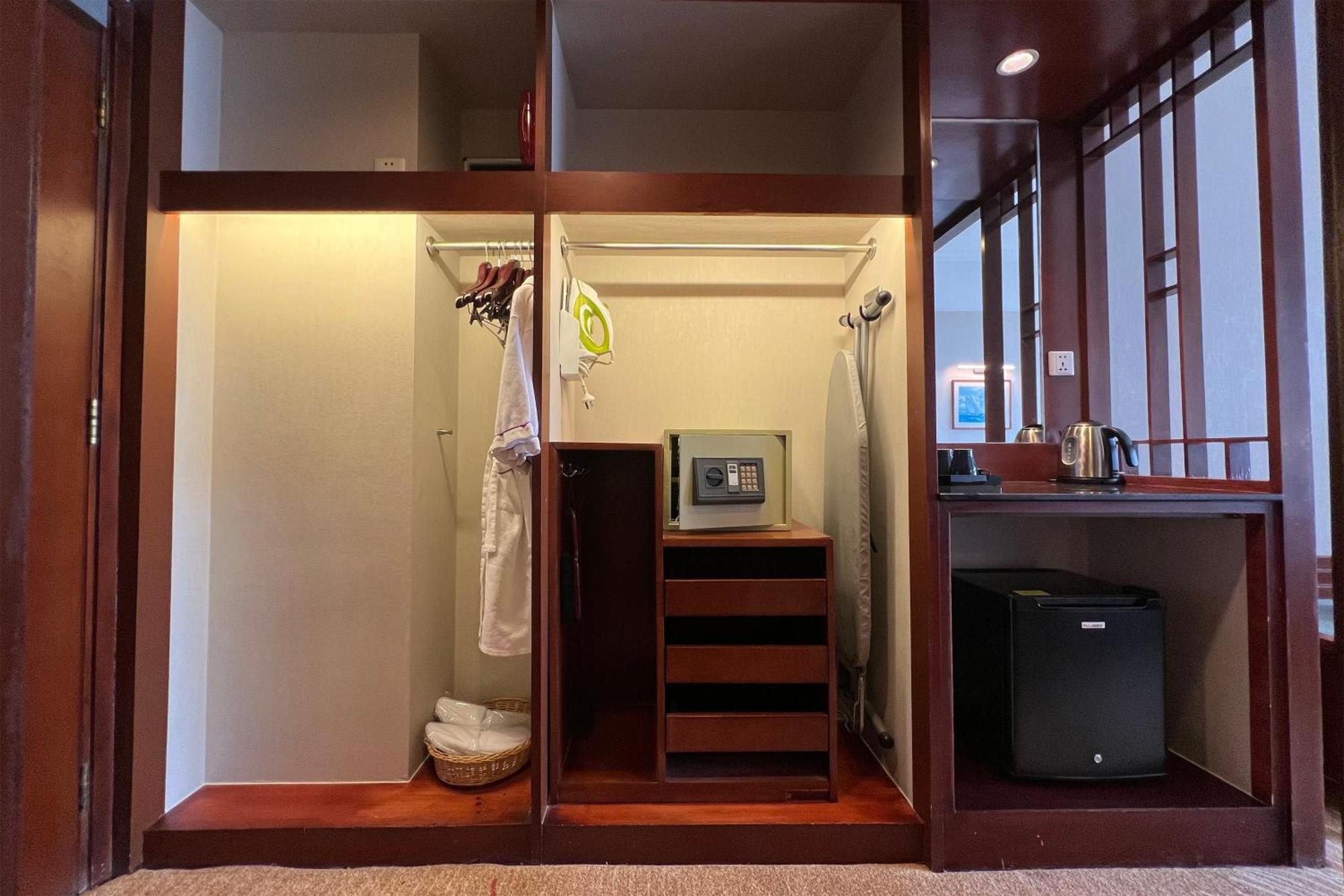 Superior Queen Room