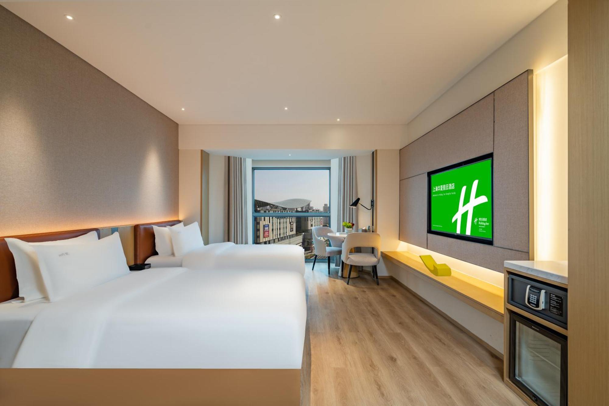 Standard Twin Room City View