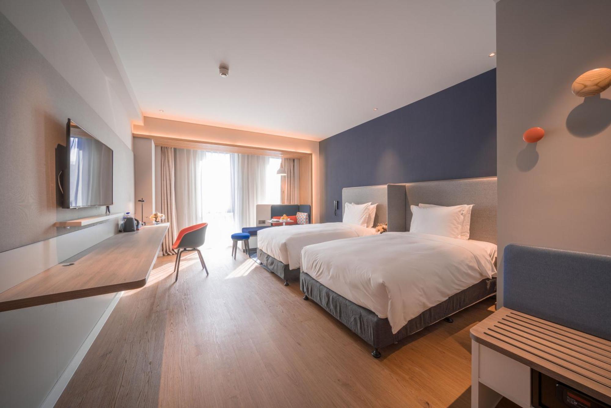 Standard Twin Room Two Twin Beds