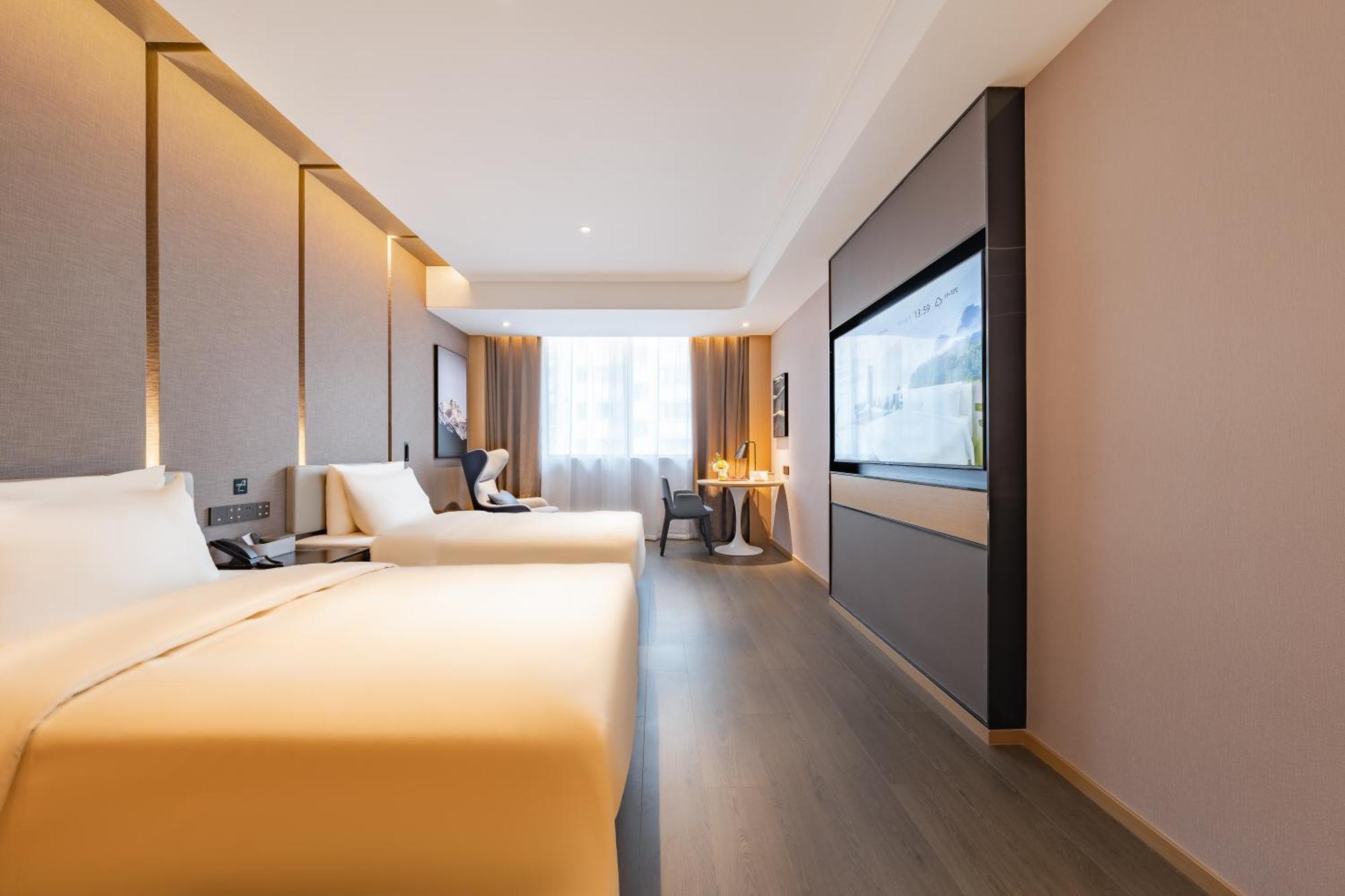Jimu Twin Room City View