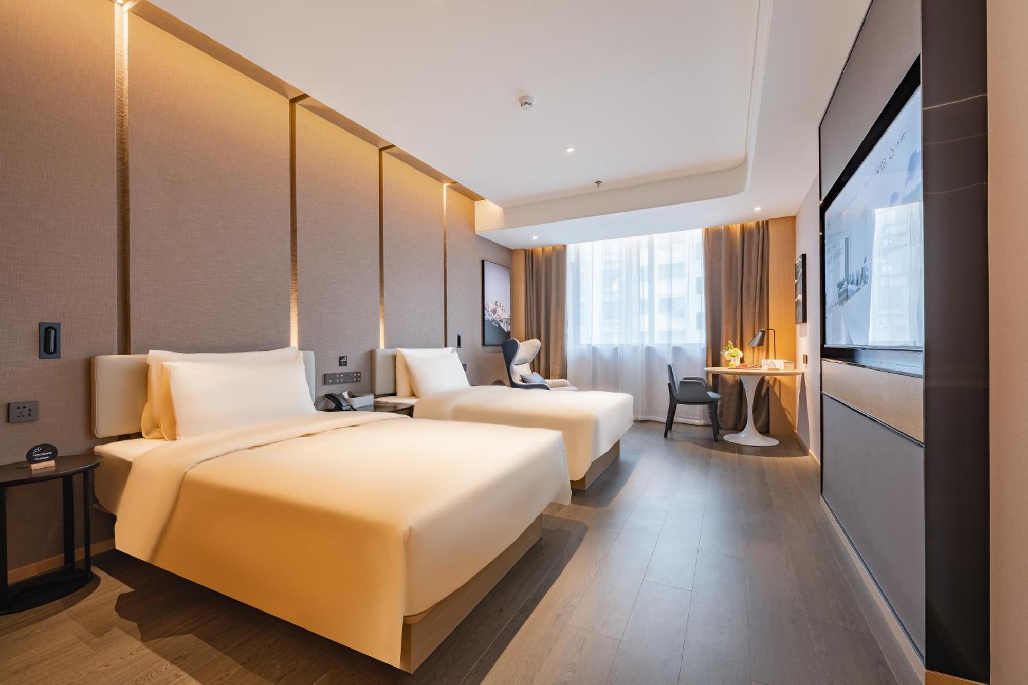 Jimu Twin Room City View
