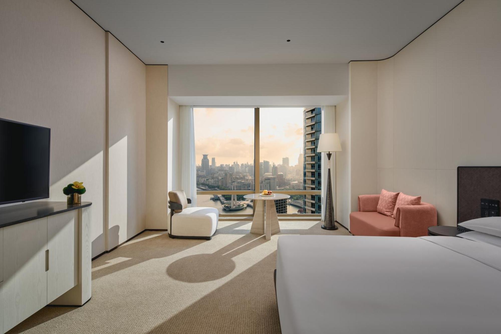 King Room River View Club Access