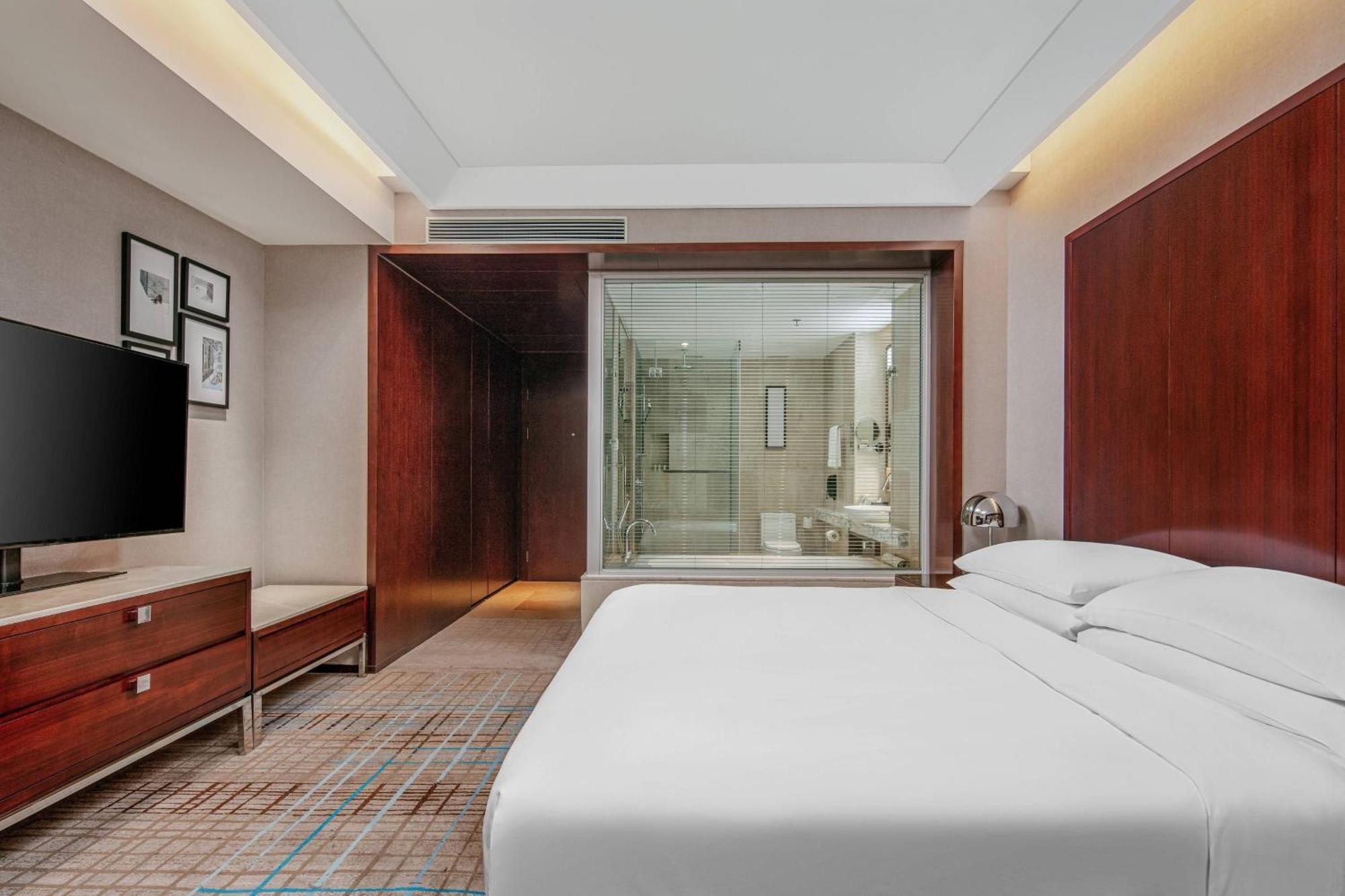 Premium King Room,1742651788:JPEG