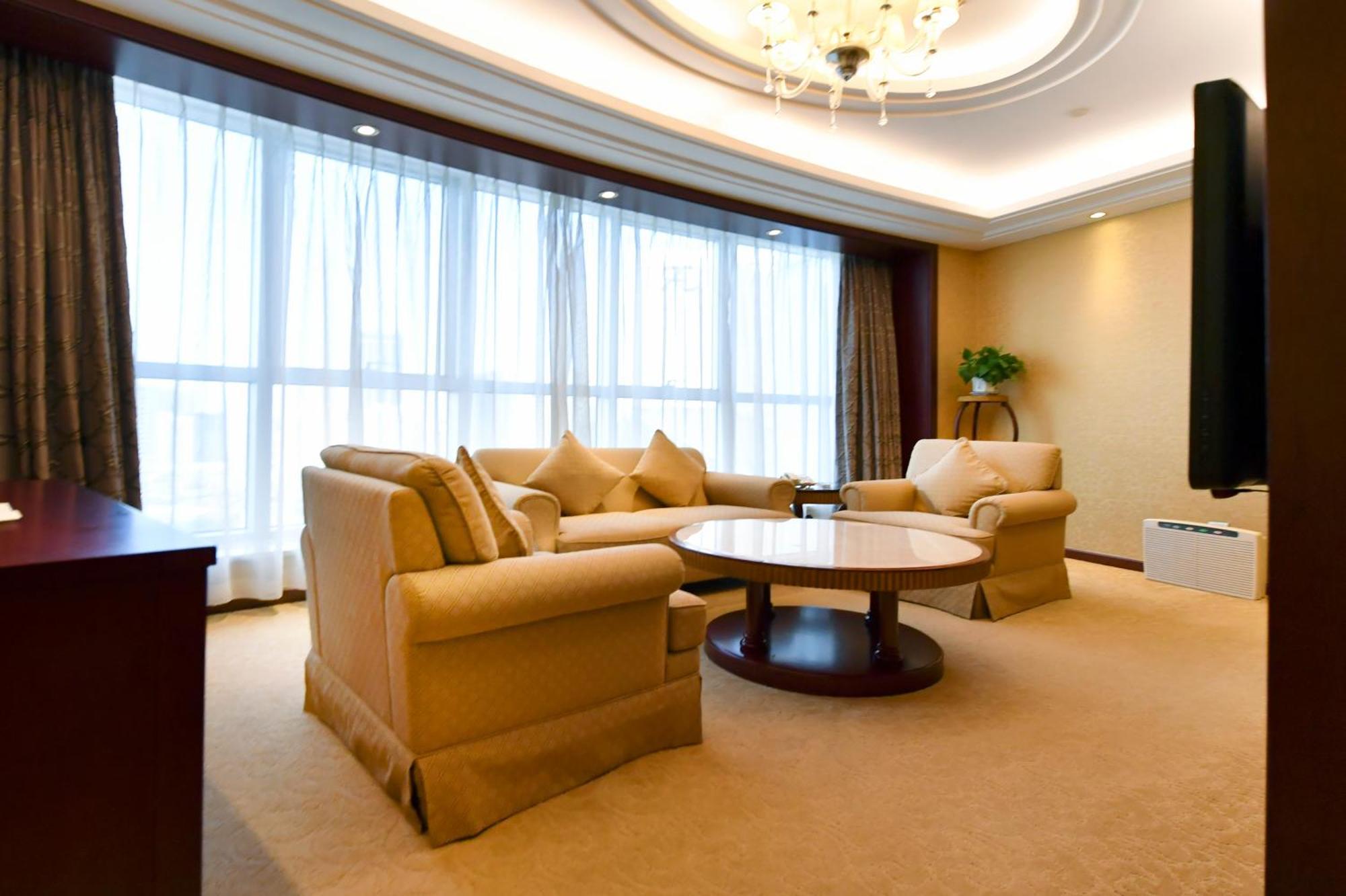 Executive Suite