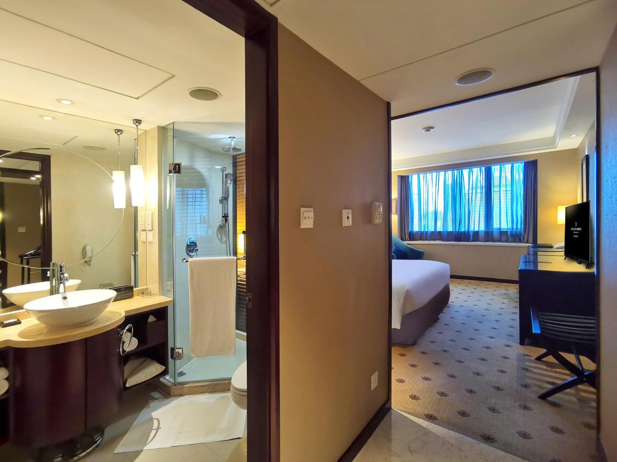 Collection Executive Room