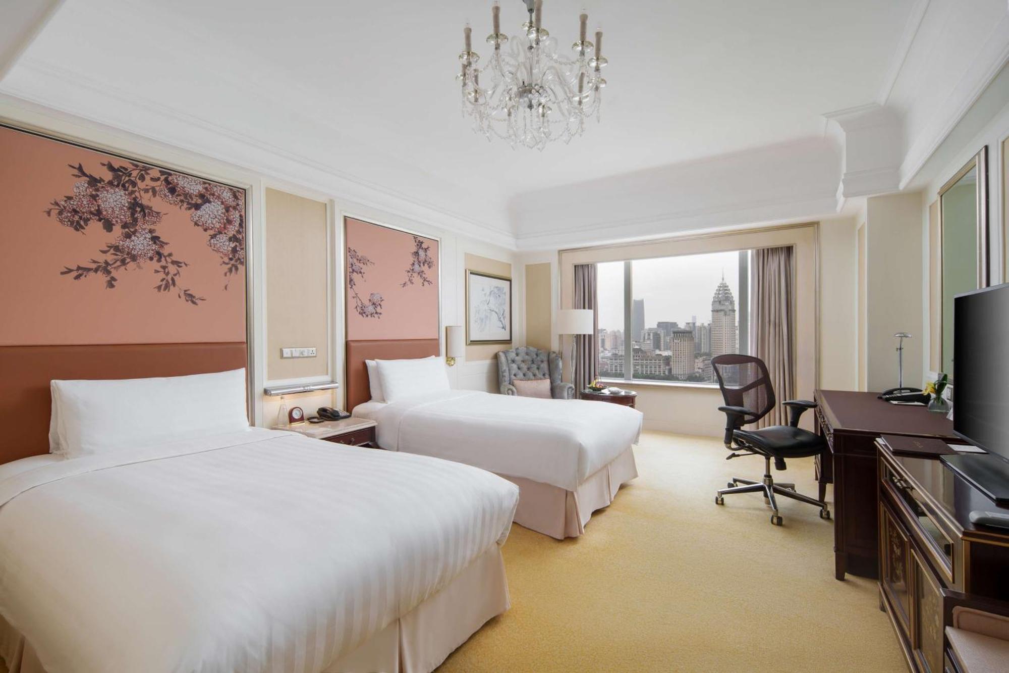 Horizon Club Bund Twin Room