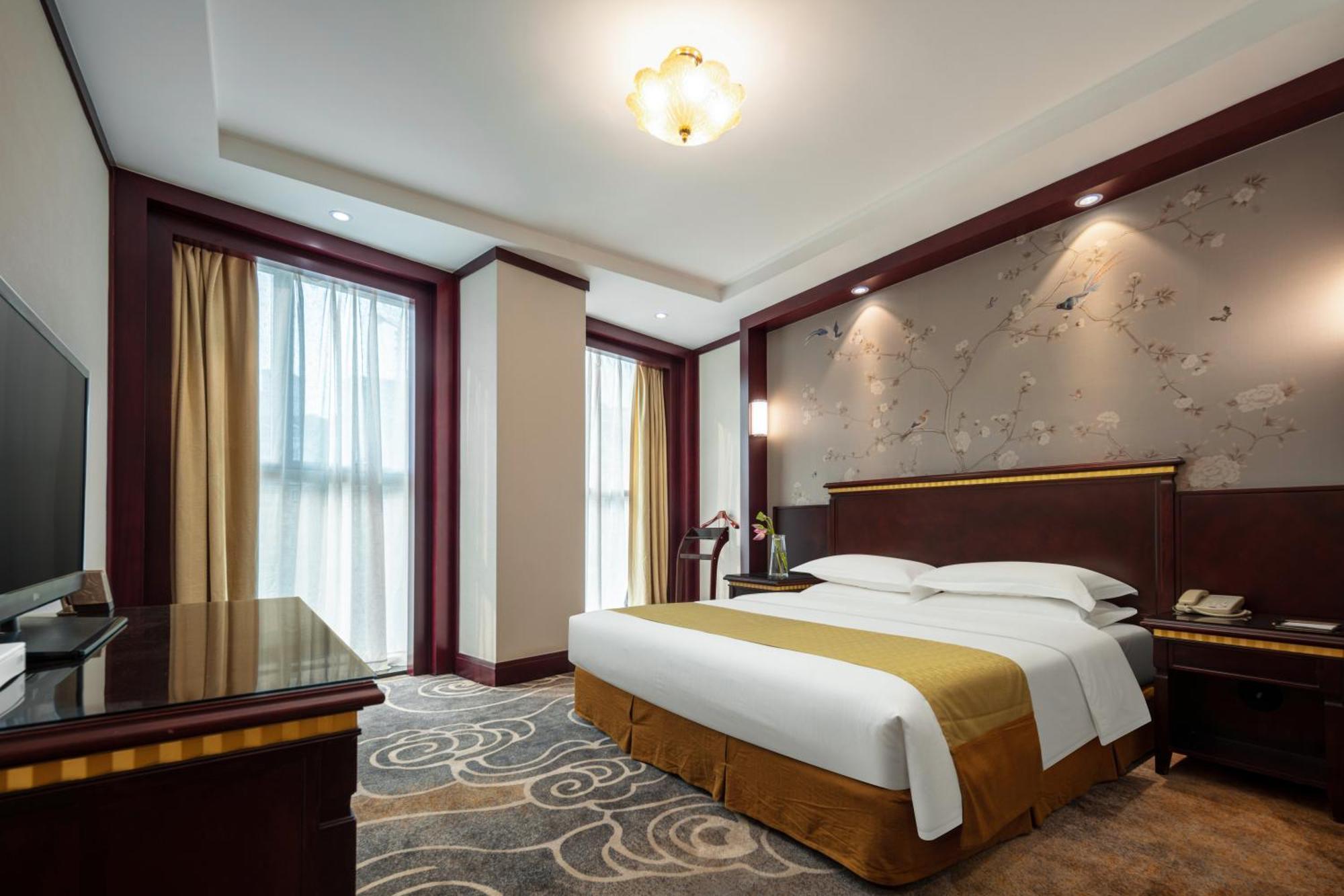 Two-Bedroom Suite
