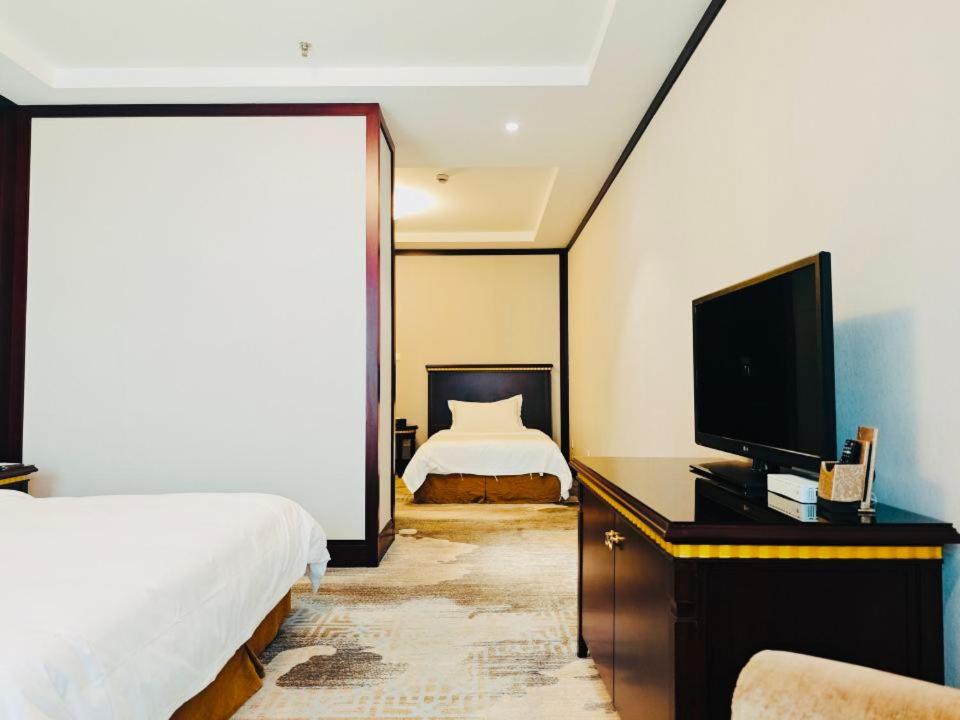 Two-Bedroom Suite