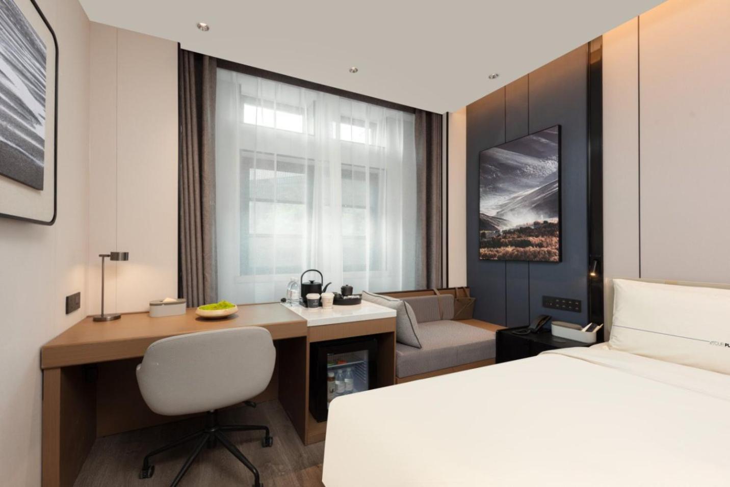 Superior Queen Room