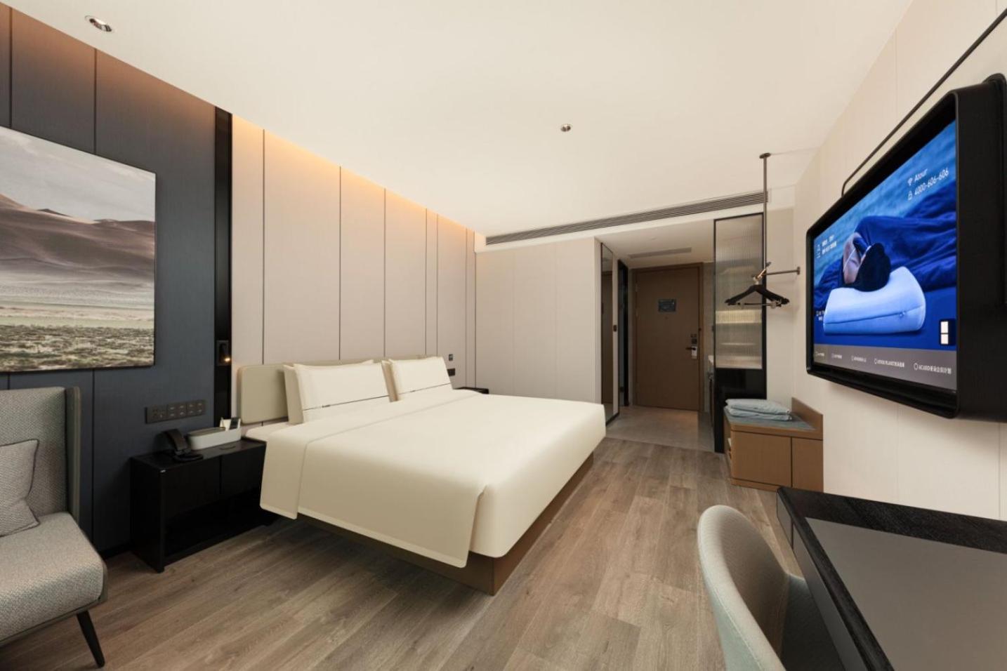 Premium King Room