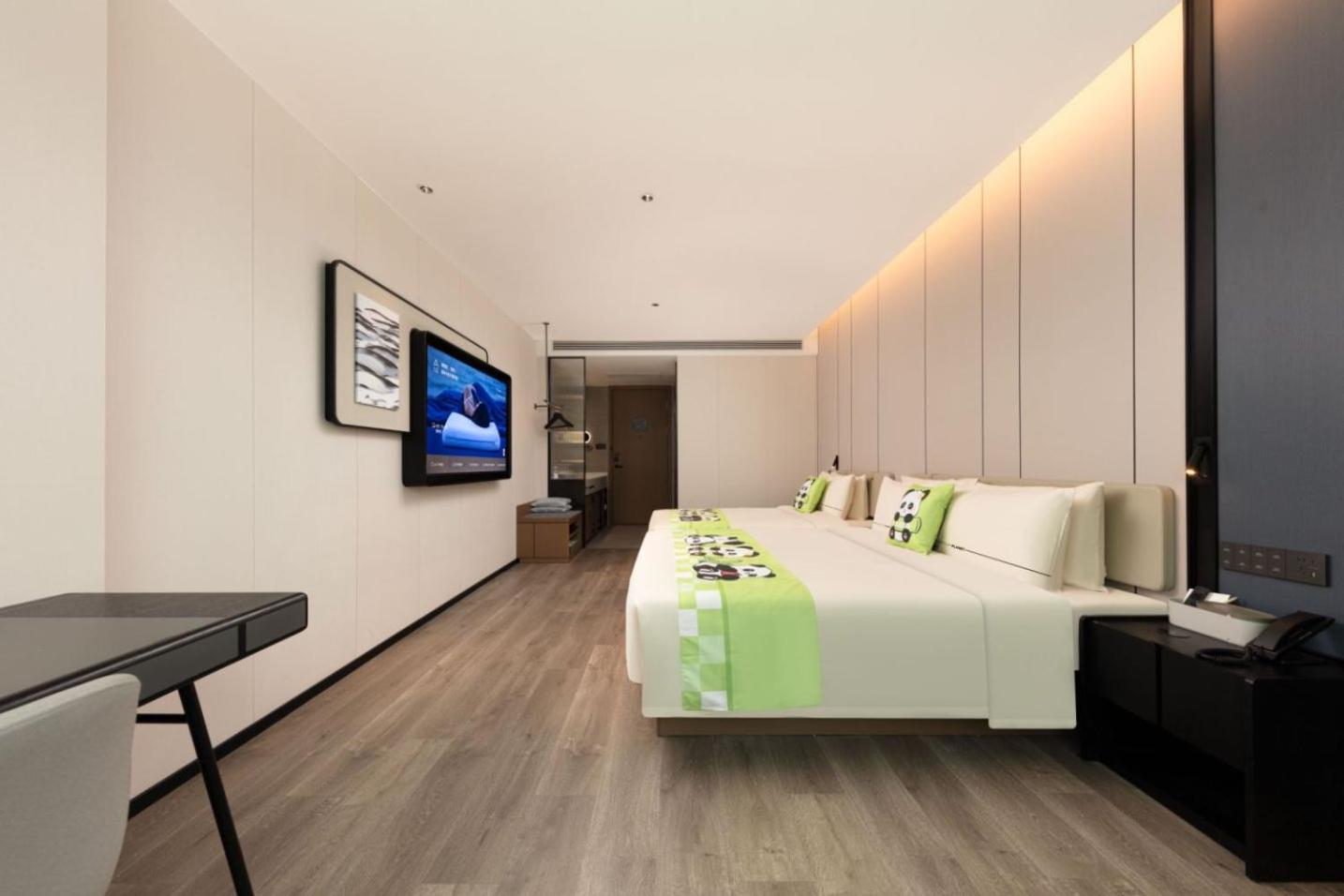 Premium Parent-Child Room