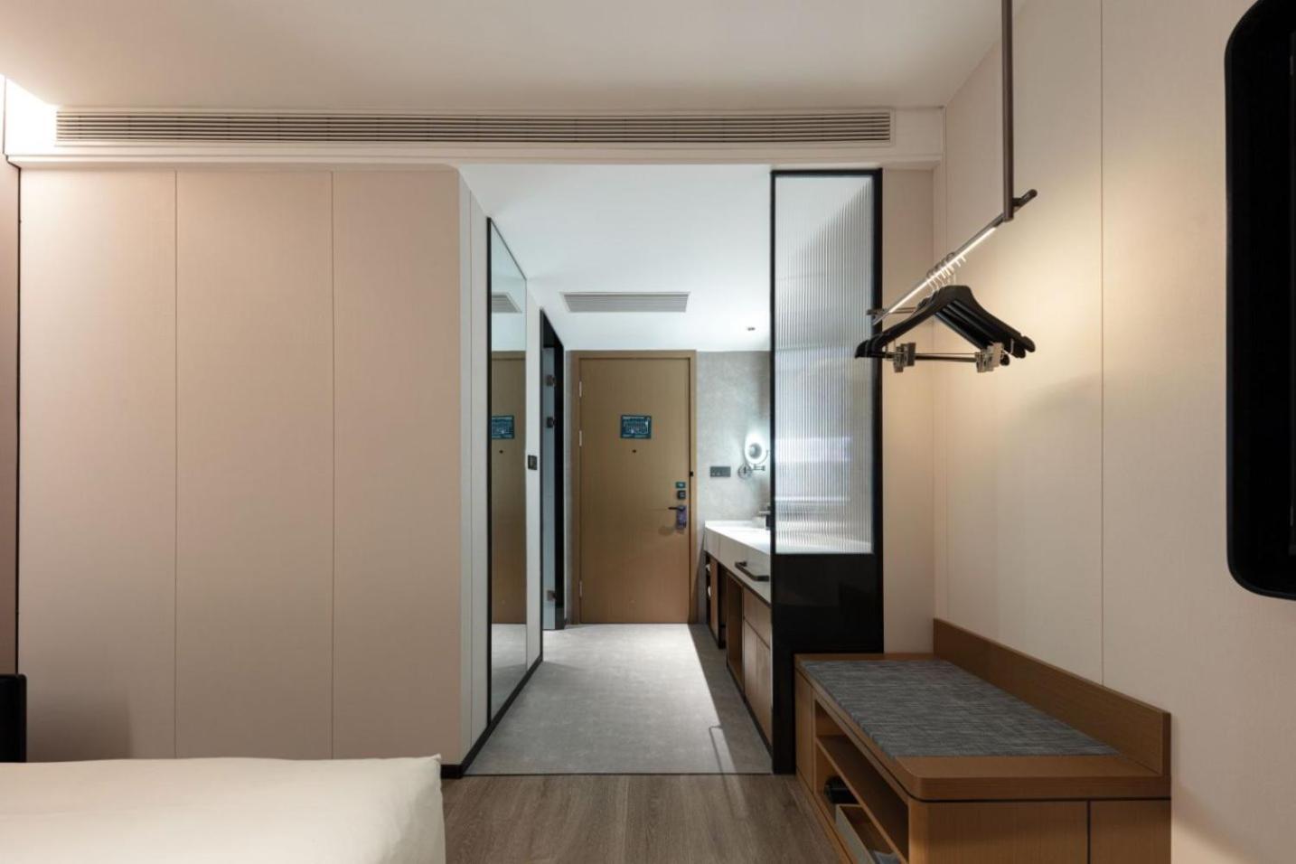 Executive King Room