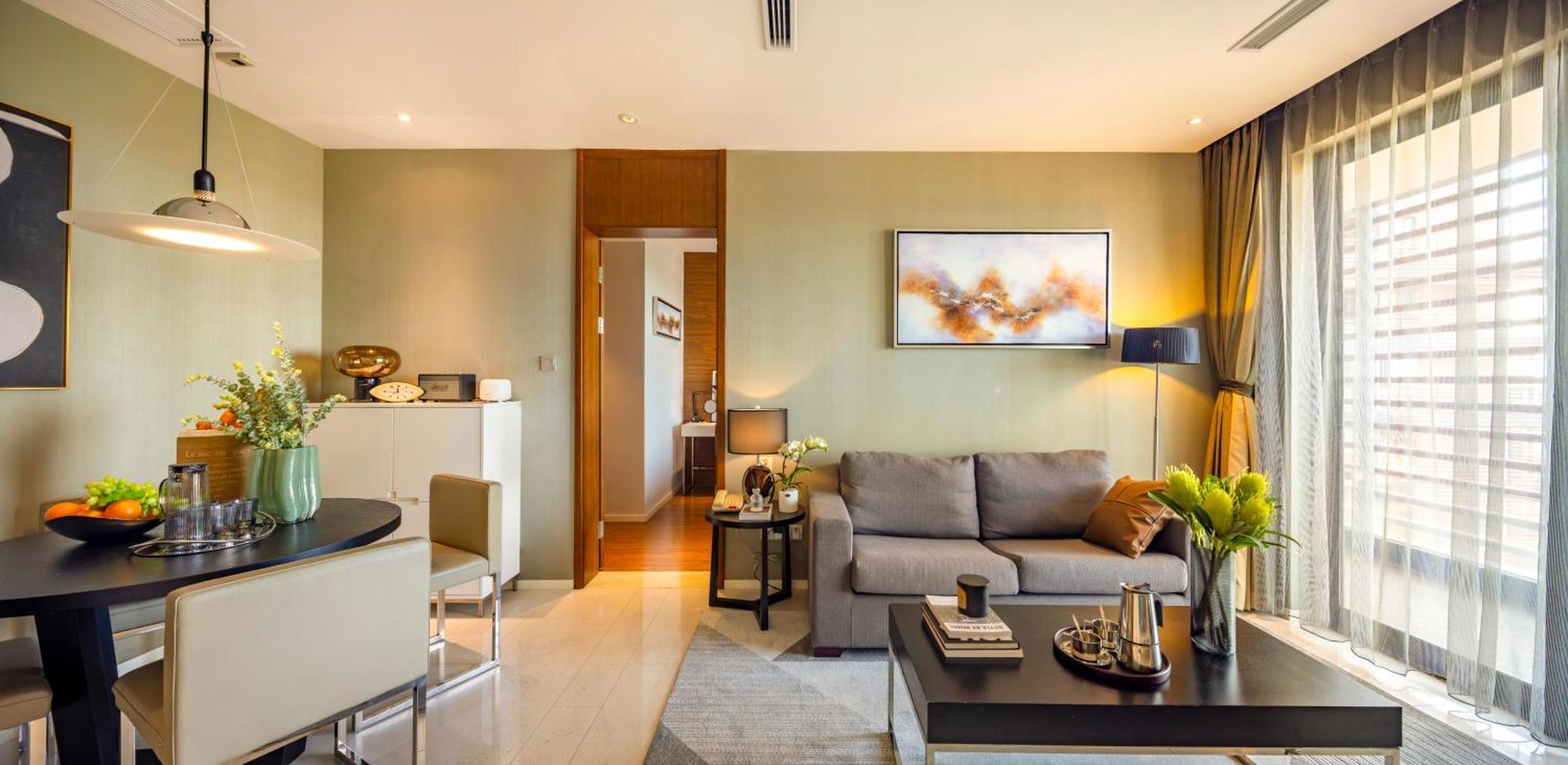One Bedroom Deluxe Suite
