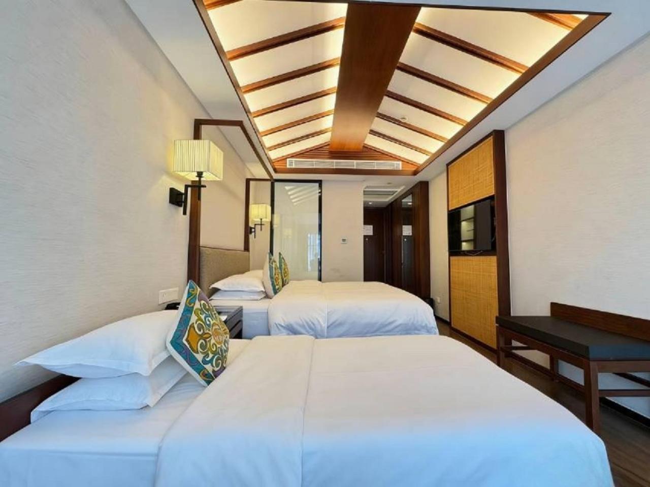 Basic Triple Room
