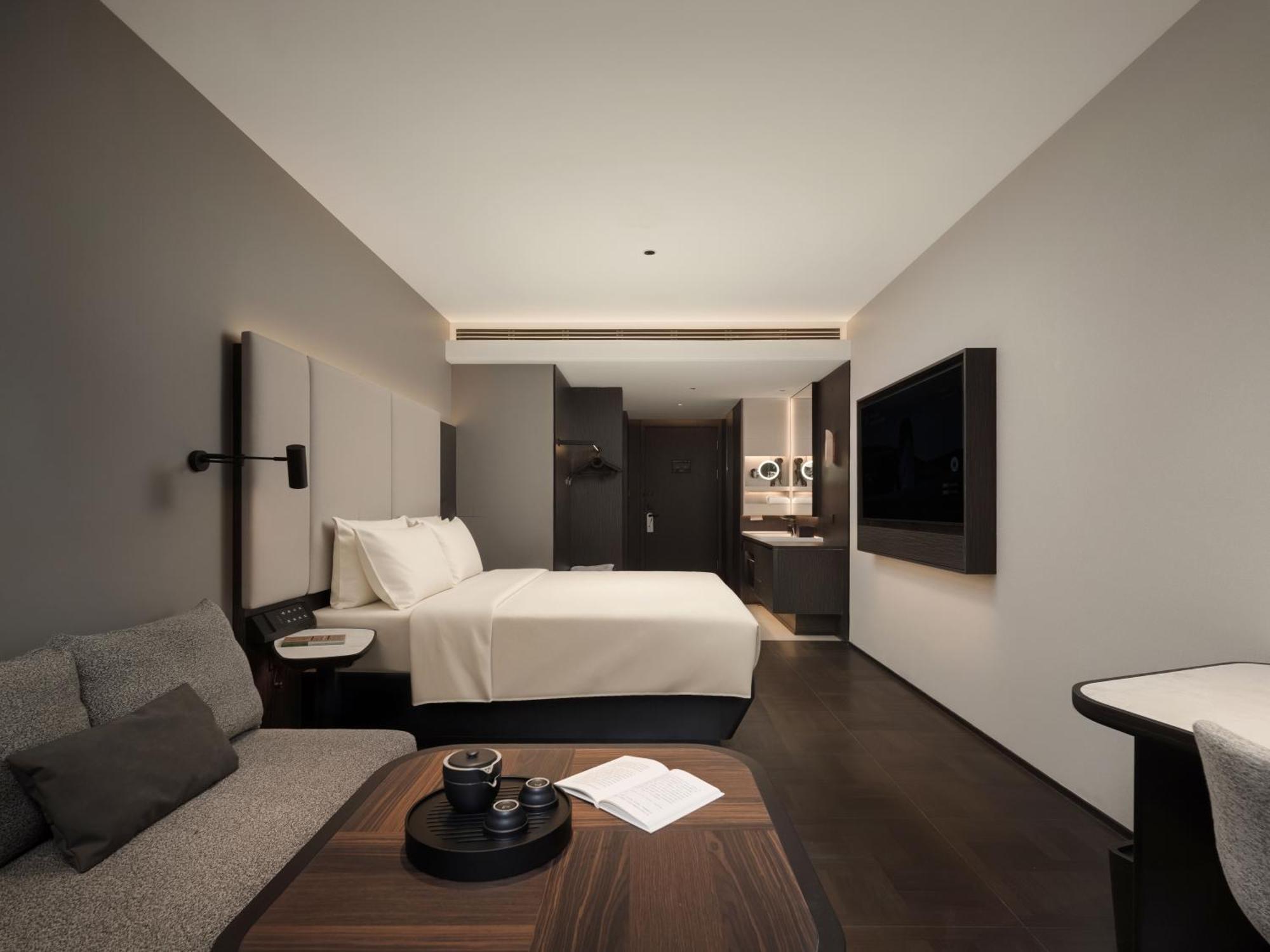 Executive Queen Room Balcony