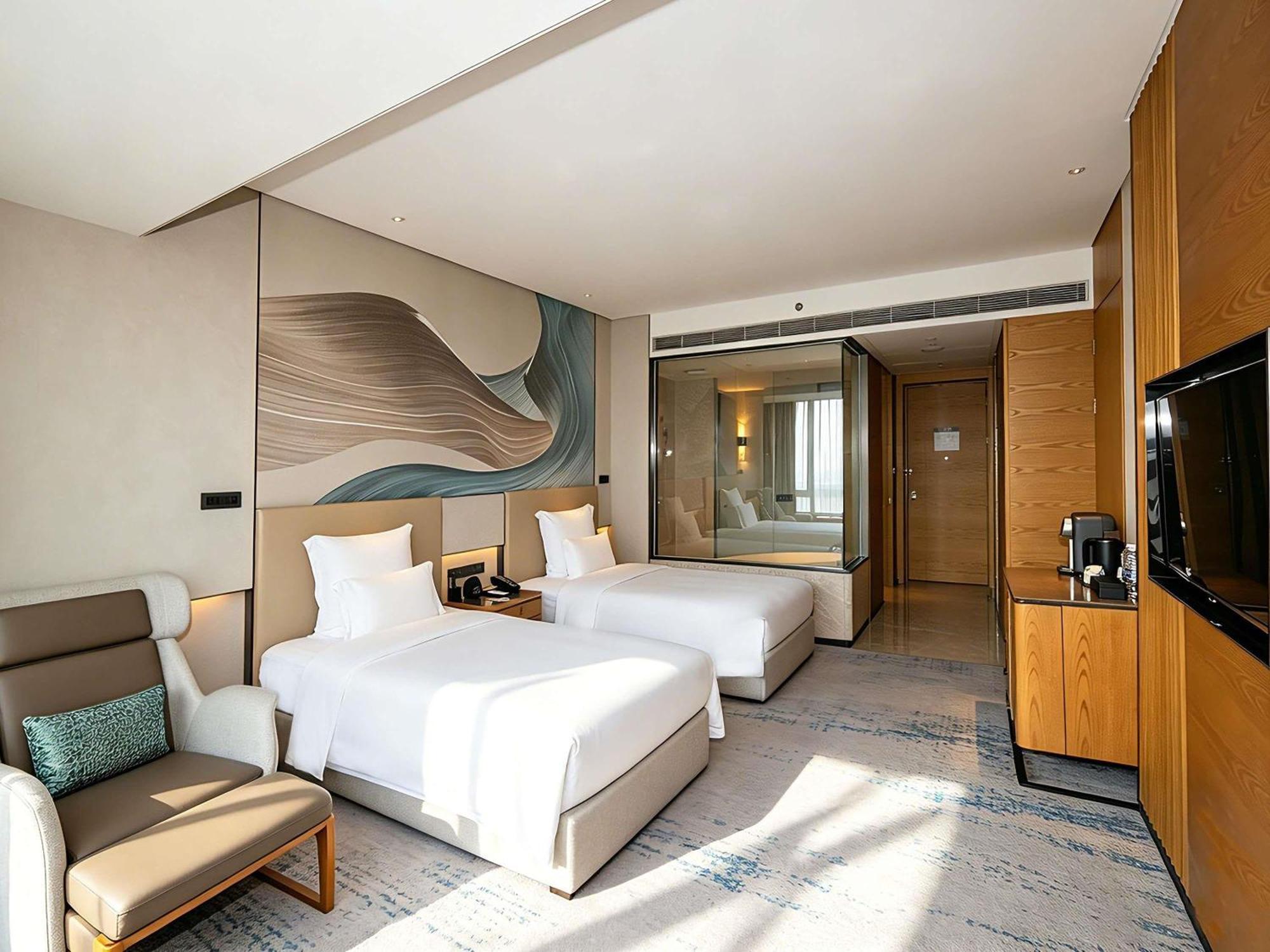 Superior Twin Room City View