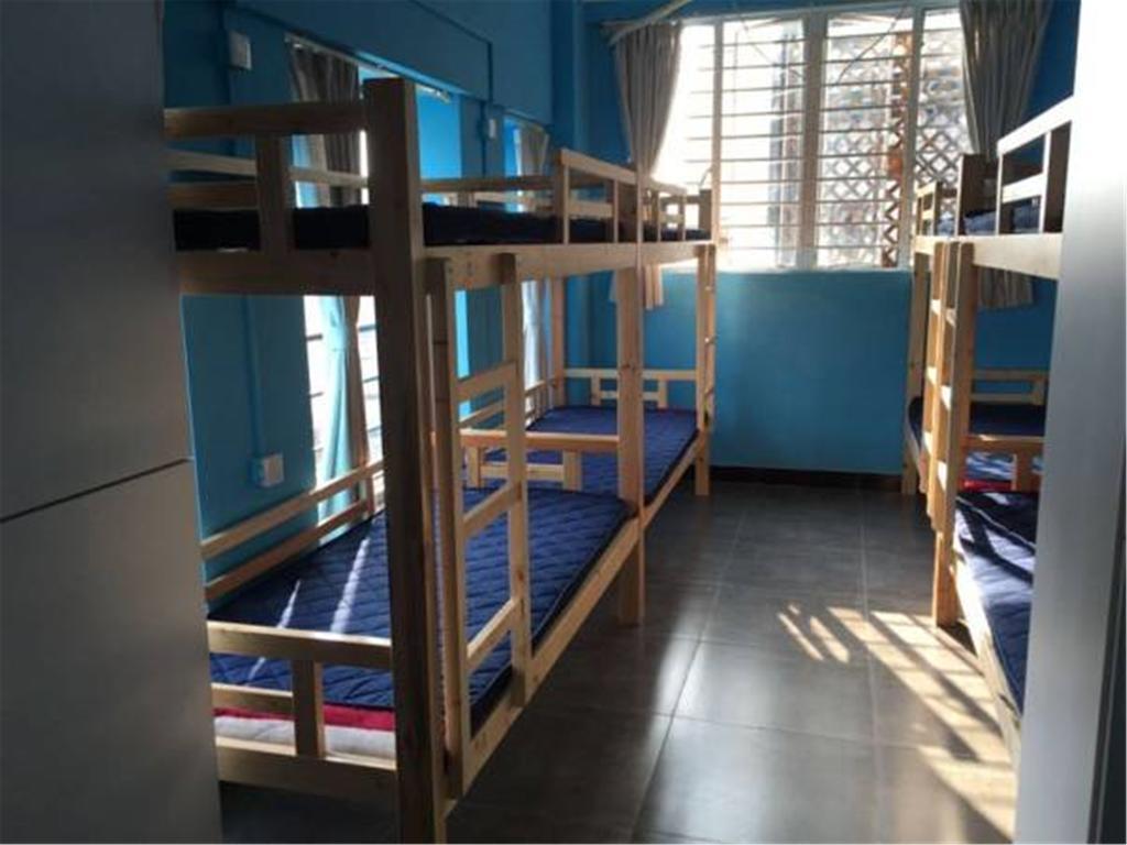 Bed 8-Bed Male Dormitory Room