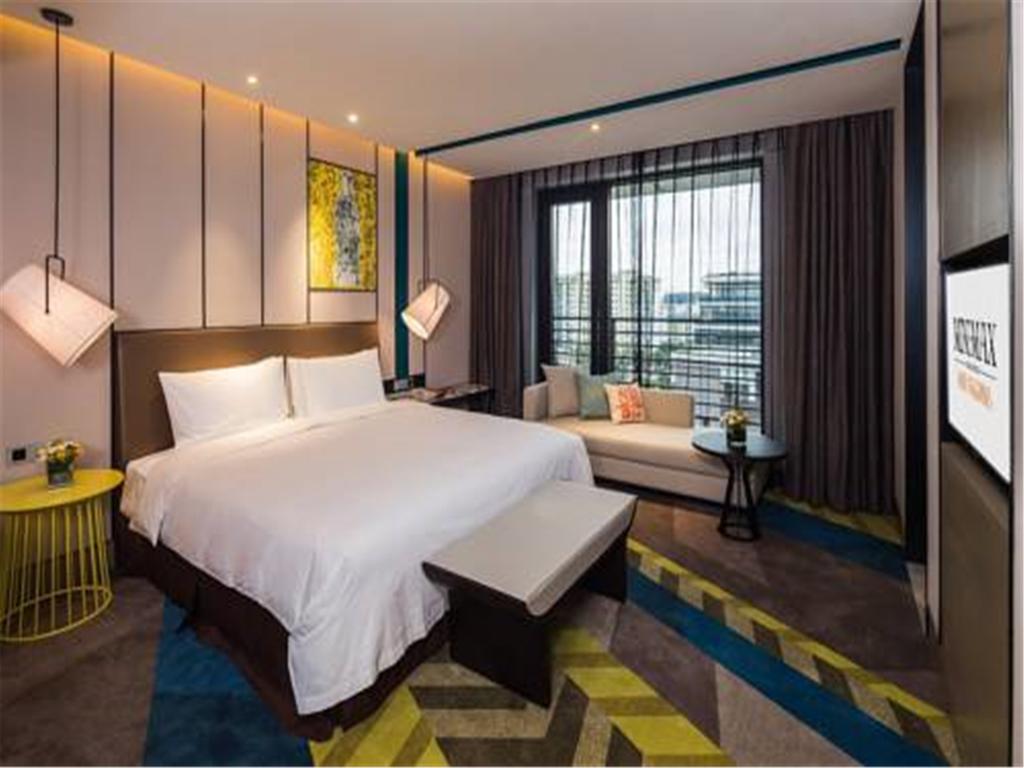 Executive King Room