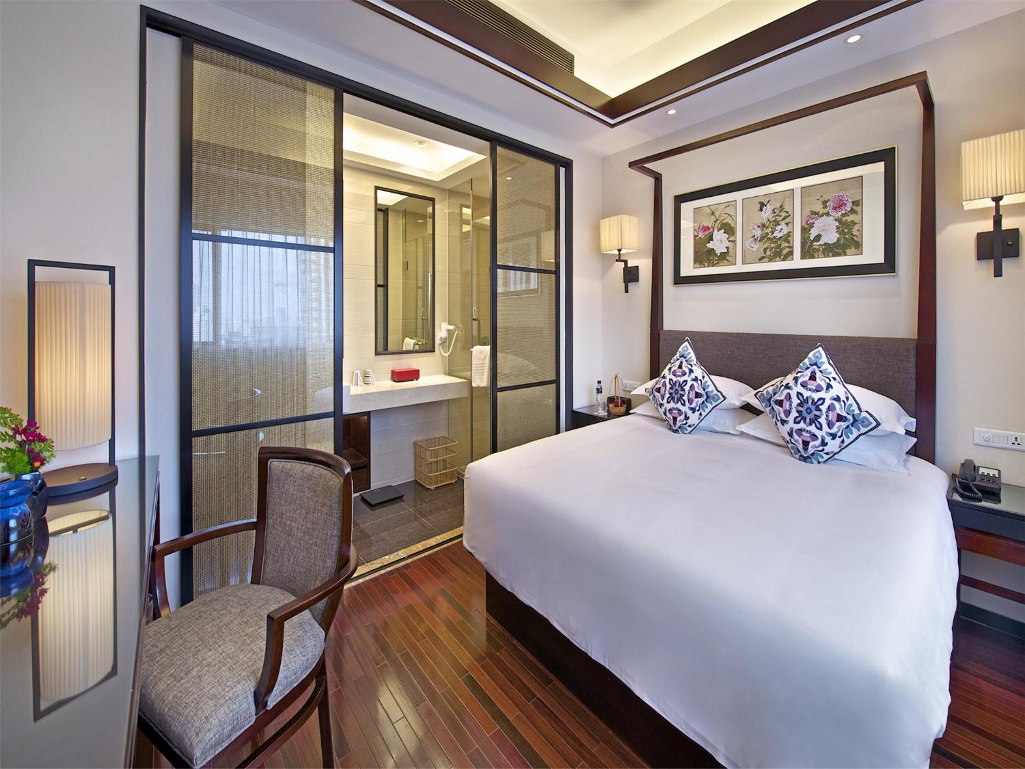 Executive Suite,1214007157:JPEG