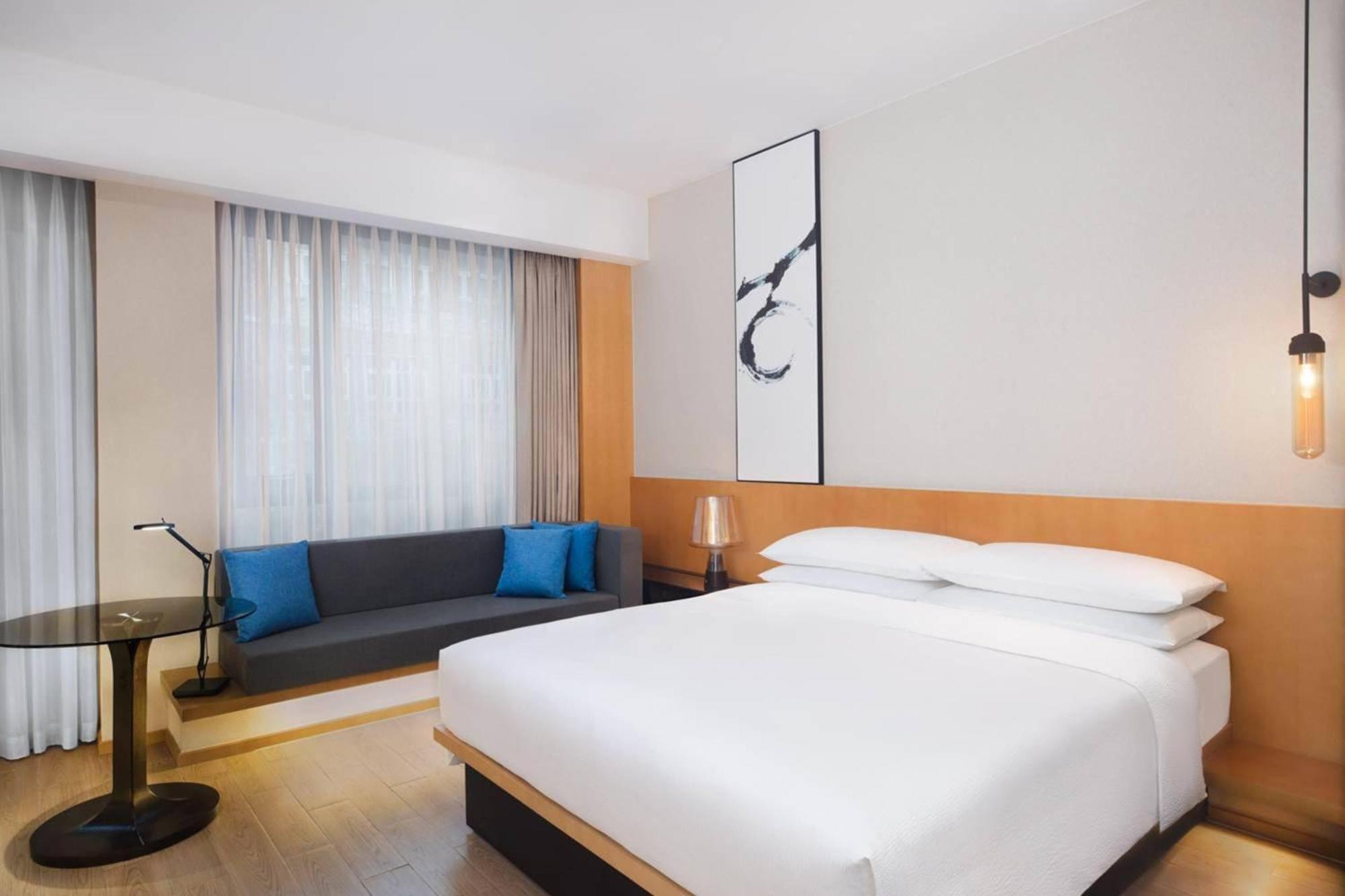 Family Suite,1395490943:JPEG