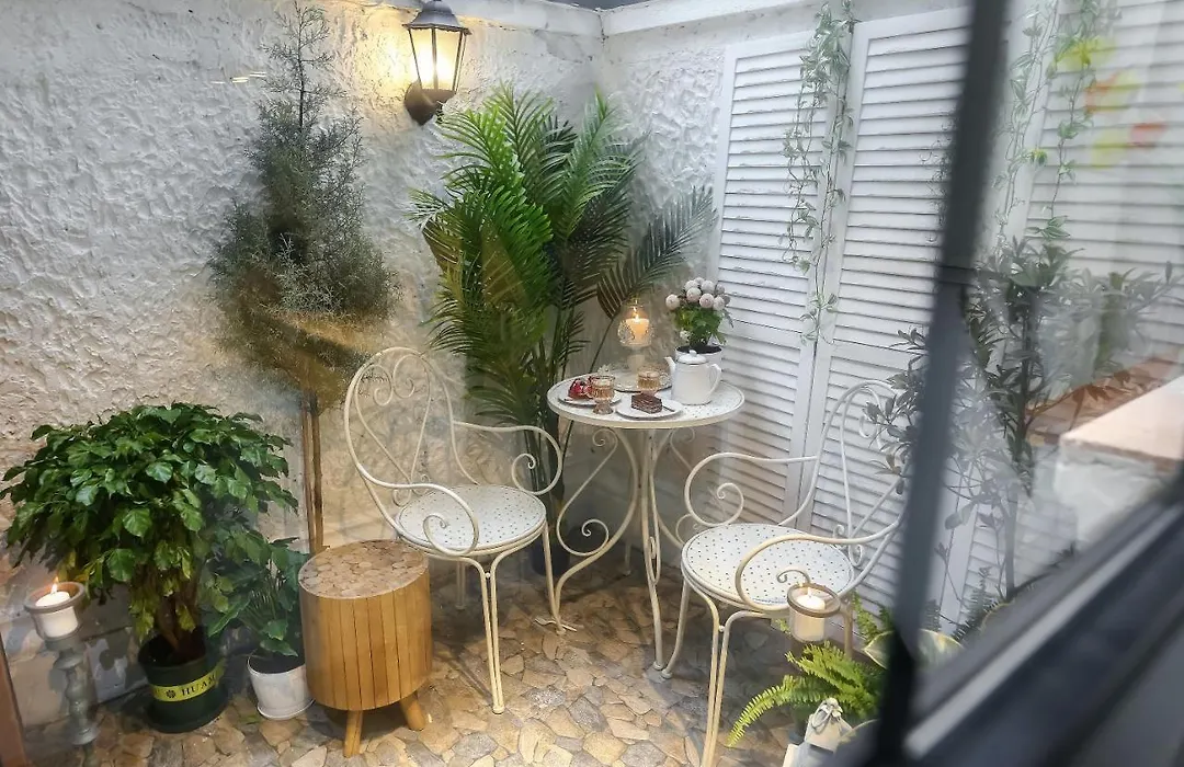 La Villa-1