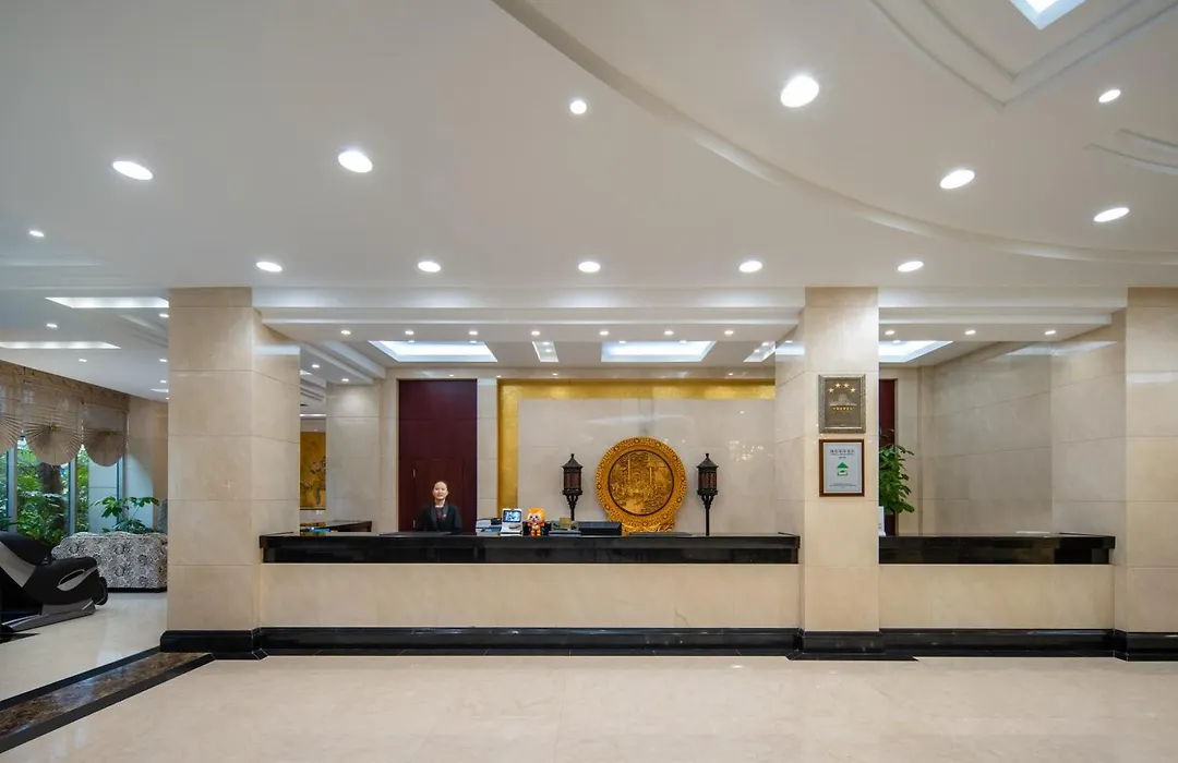 Gem Flower Hotel - North Bund-1