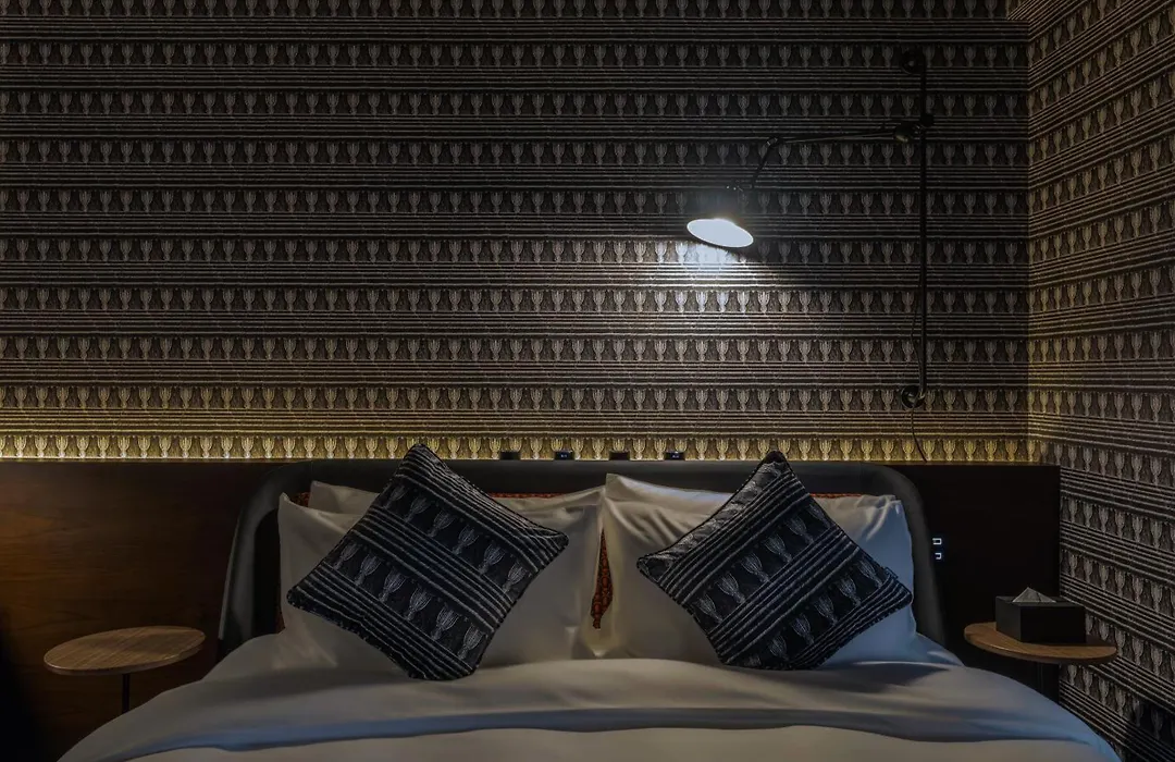 Neobridge Hotel-1
