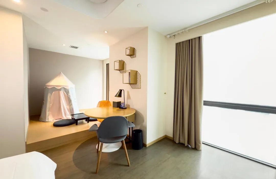 Atour Hotel Shanghai Hongqiao International Exhibition Linkong Park-1