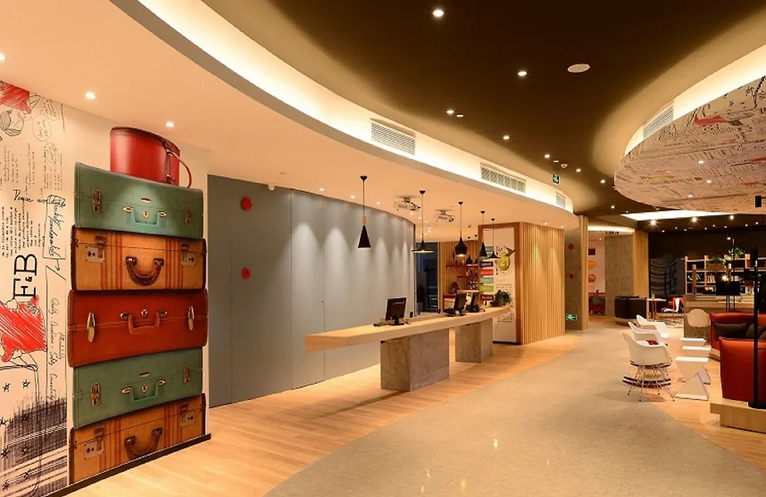 Ibis Shanghai New Hongqiao-1