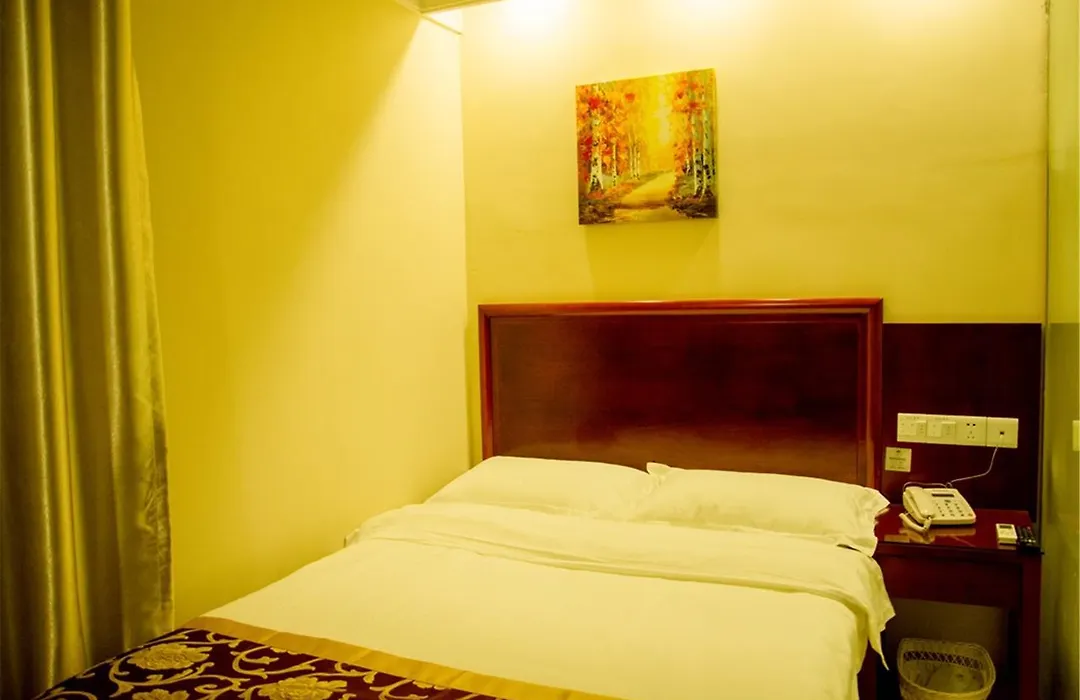 Greentree Inn Shanghai Wild Zoo Dachuan Freeway Express Hotel-1