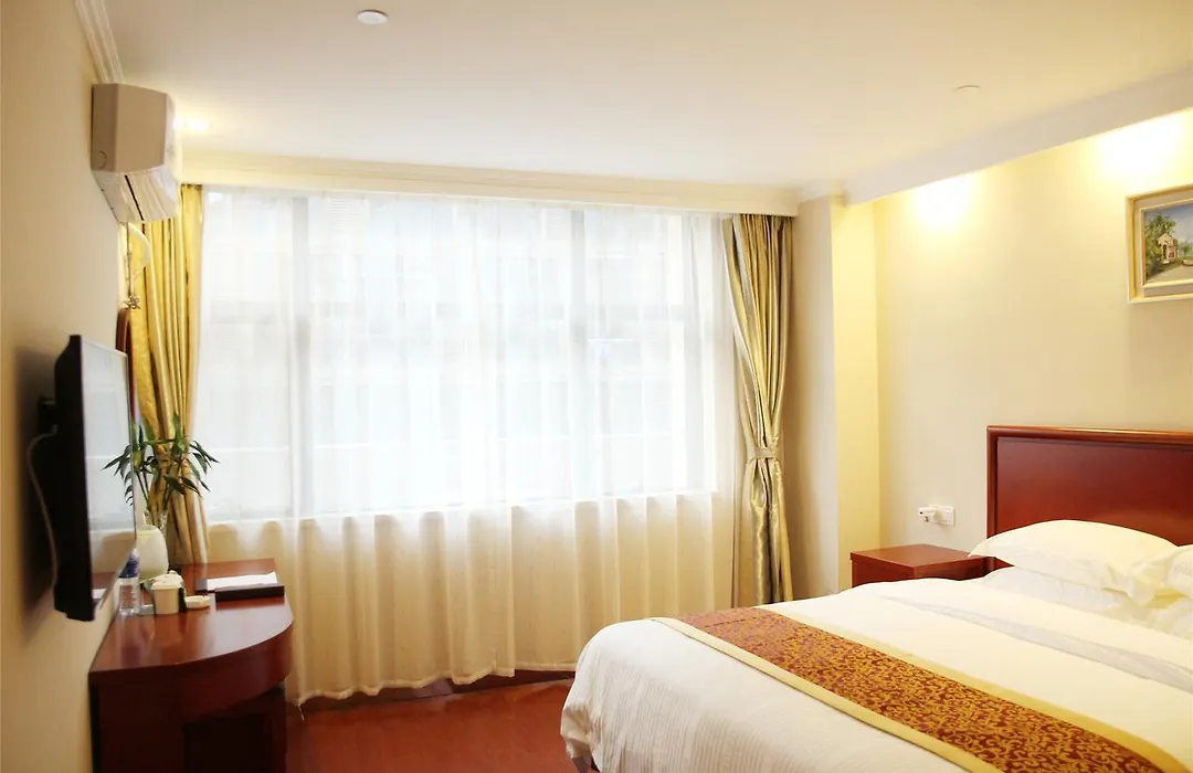 Greentree Inn Shanghai Minhang Jiaoda Dongchuan Road Shell Hotel-1