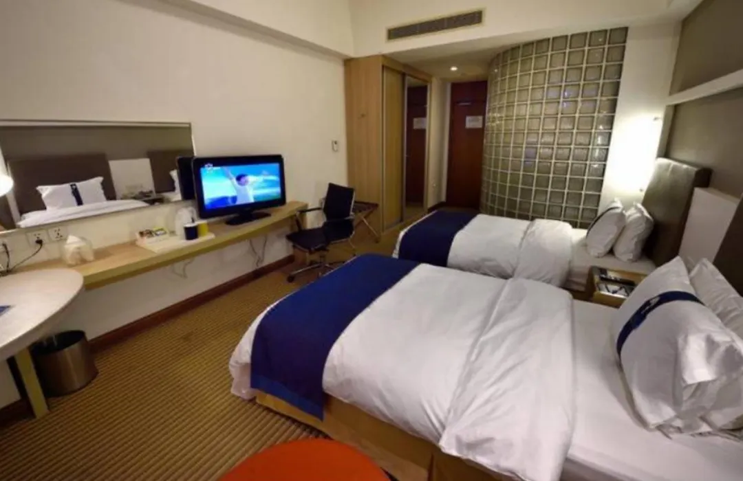 Holiday Inn Express Shanghai Nanhuizui-1