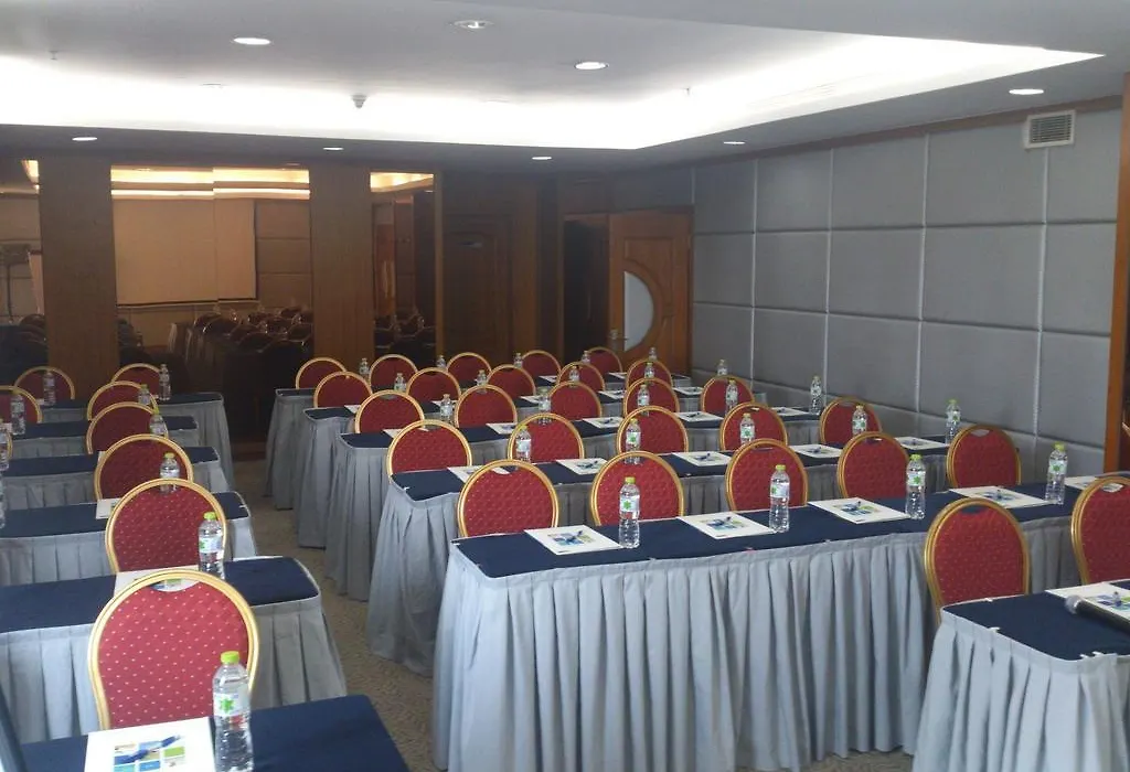 Holiday Inn Express Meilong Shanghai-1
