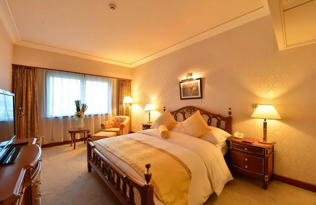 Luxemon Hotel-1