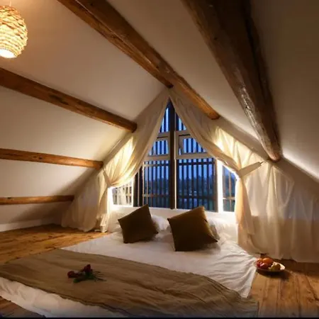 Rustic Charm Inn-3